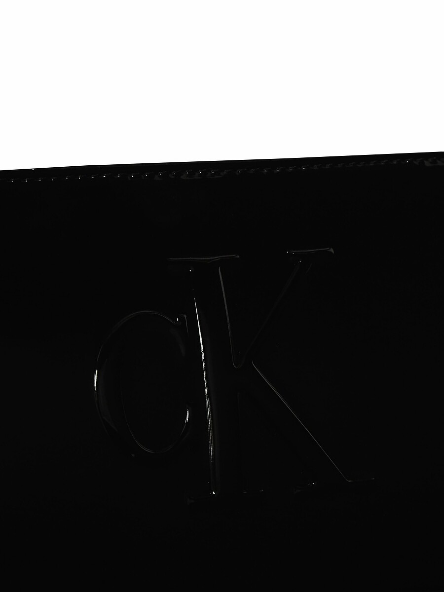 CALVIN KLEIN<br>Bolsa de ombro