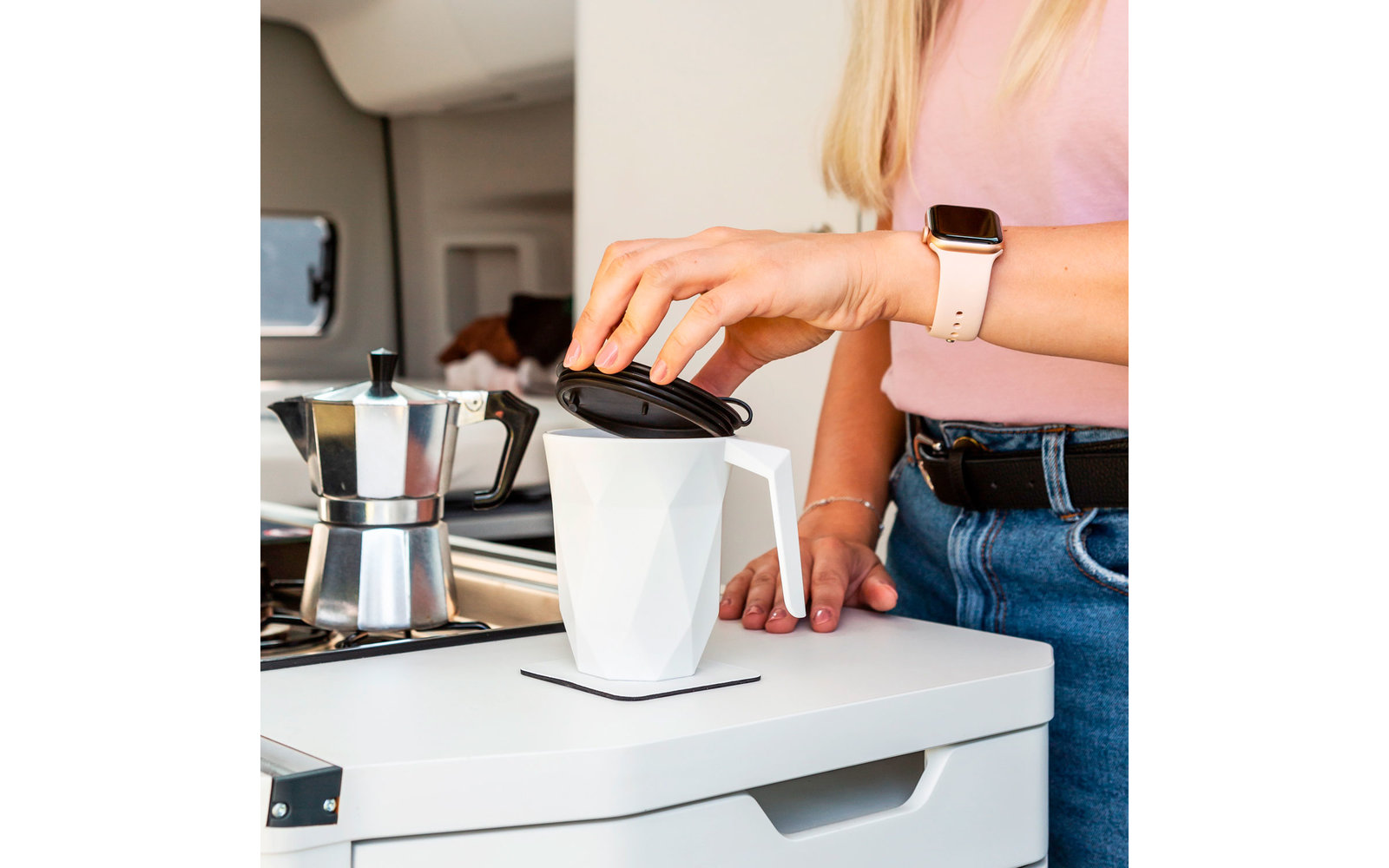 silwy® Magnet-Coffeecup Tasse mit Deckel inkl. Metall Nano Gel Pad (300 ml)