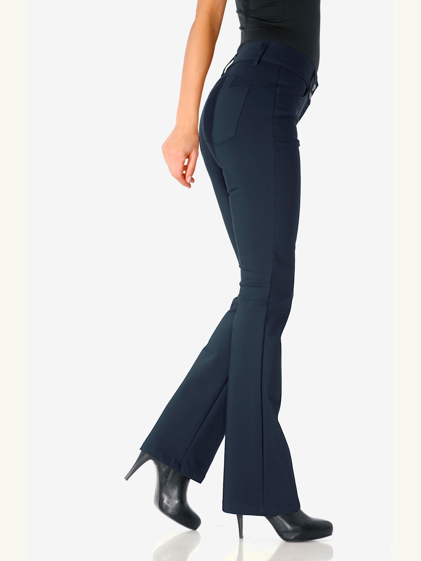 Pantalon effet ventre plat coupe bootcut tendance