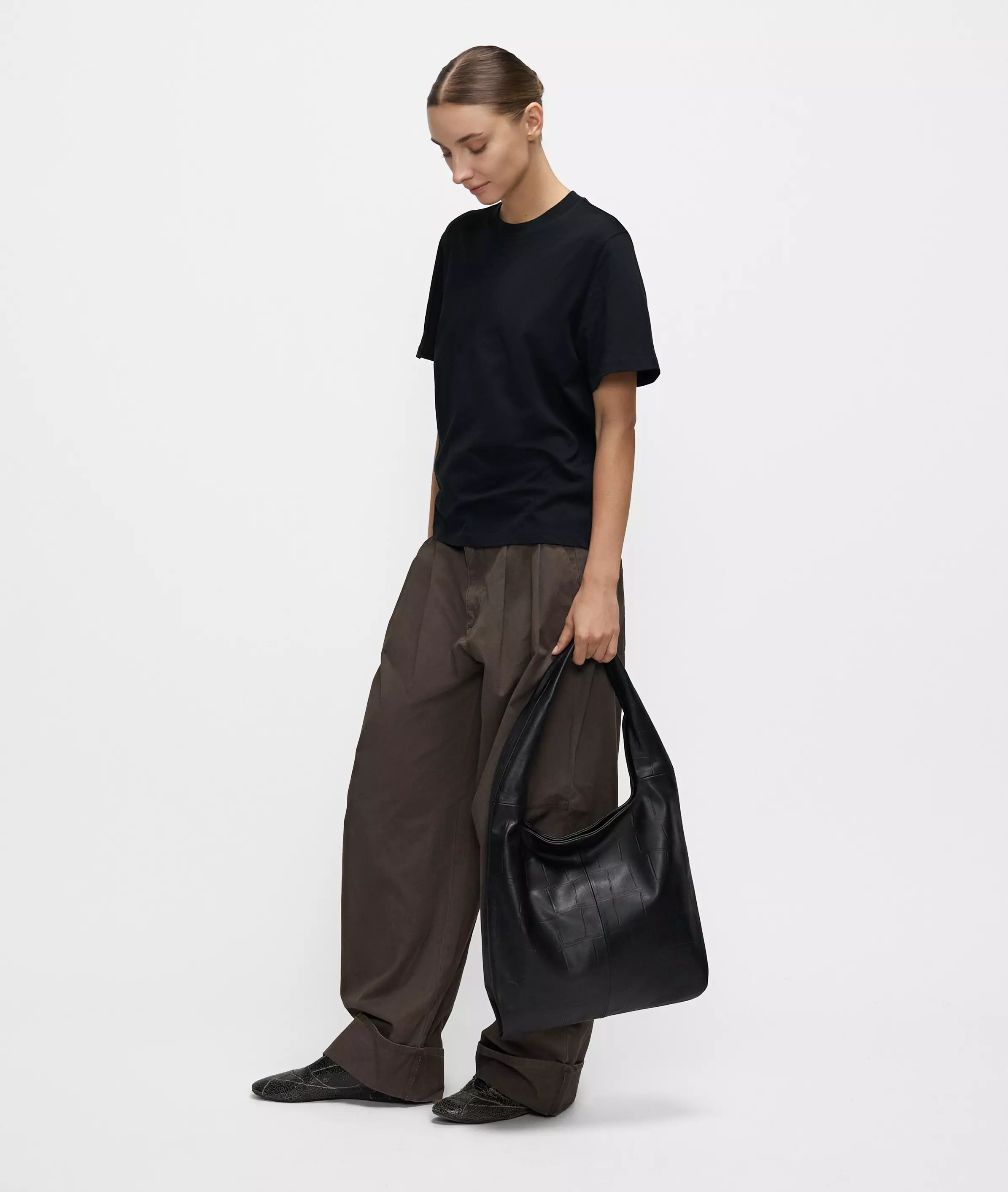 Crocodile Mira Hobo L Large hobo bag with crocodile embossing