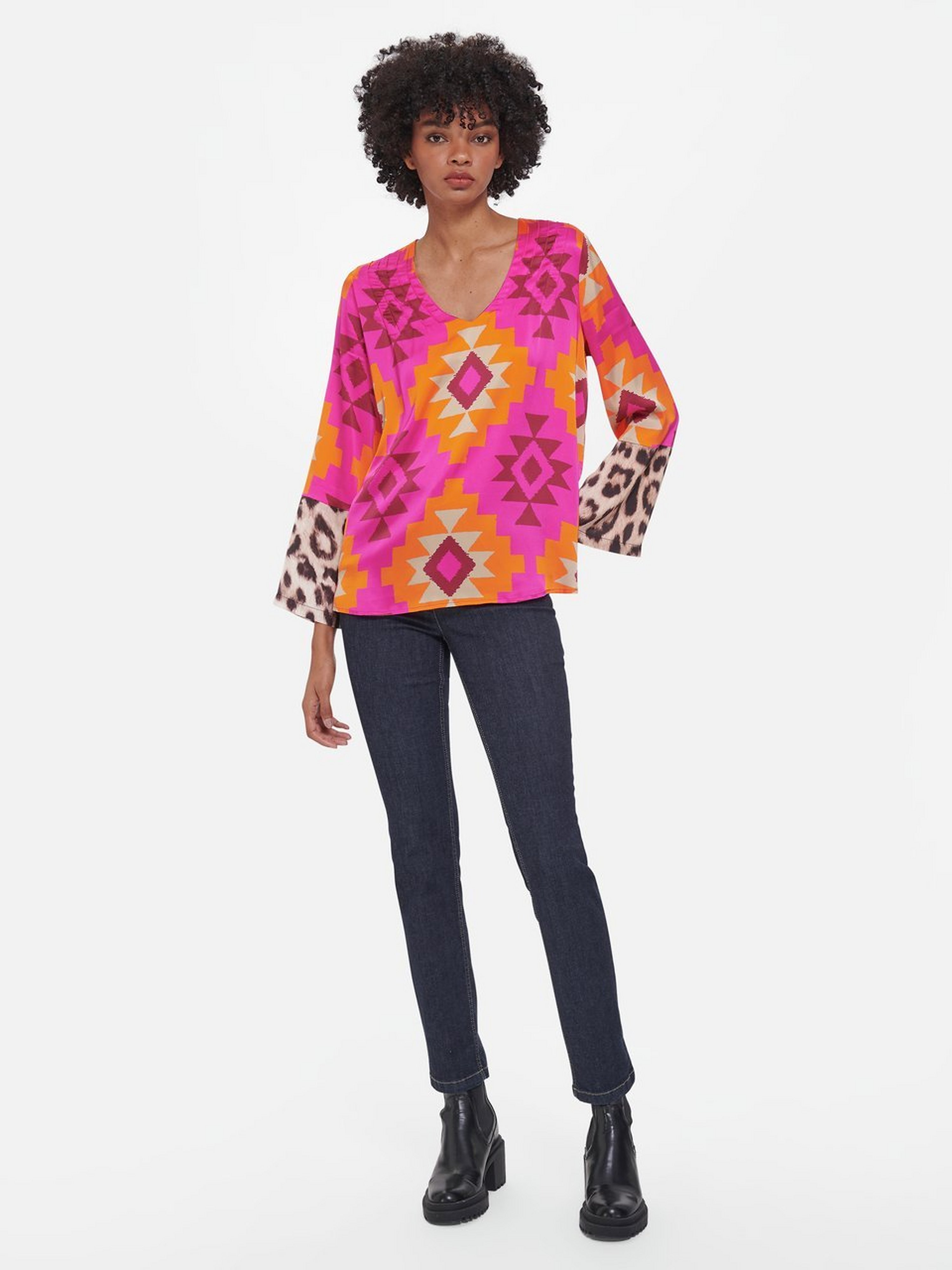 Bluse mit V-Ausschnitt