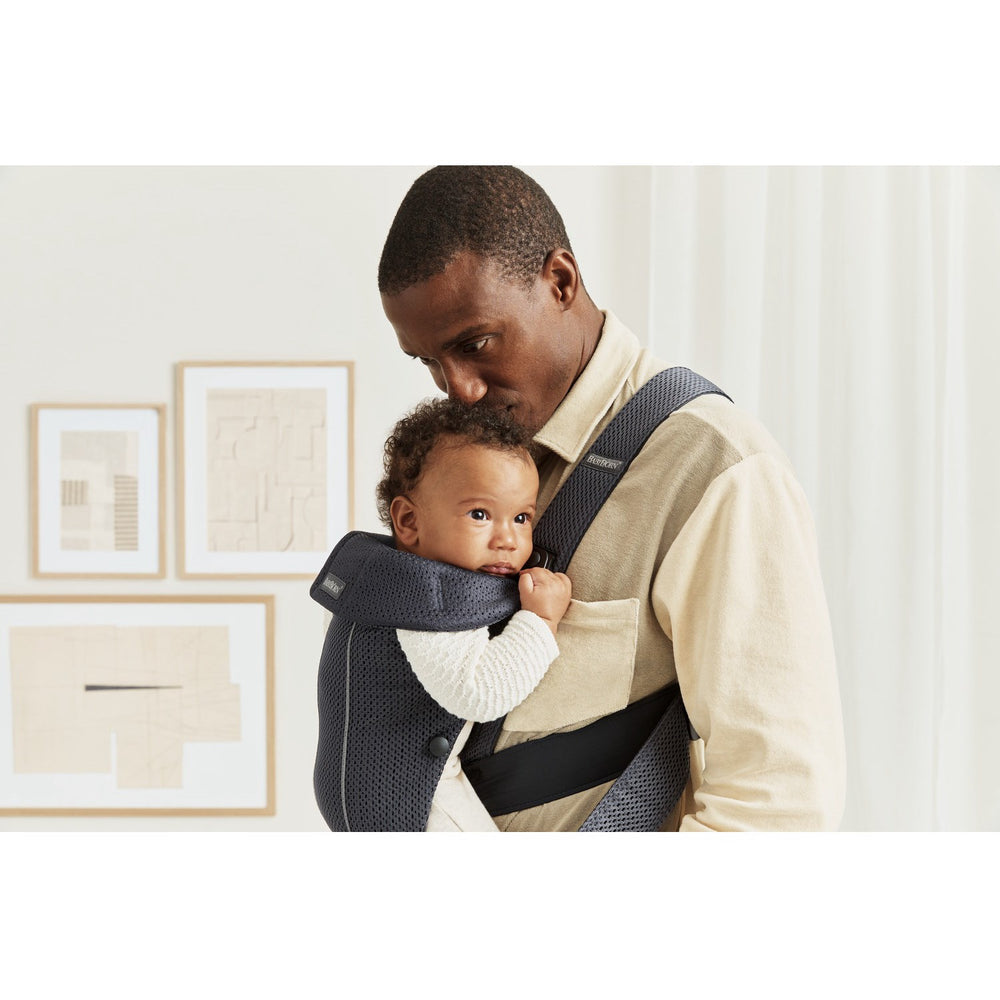 Køb BabyBjörn Antracite Grey Bæresele Mini | Luksusbaby