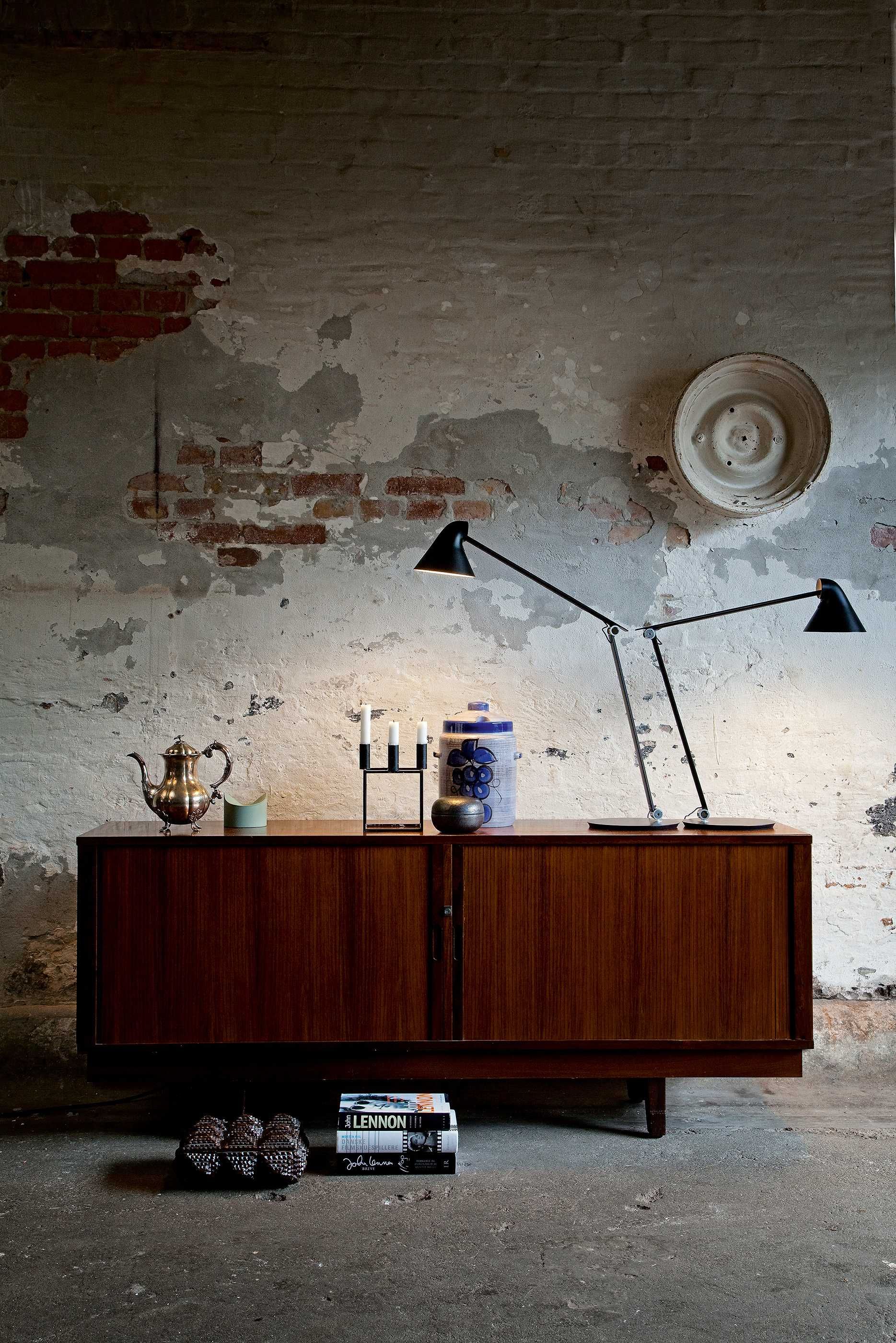NJP bureaulamp LED 3000K lichtgrijs