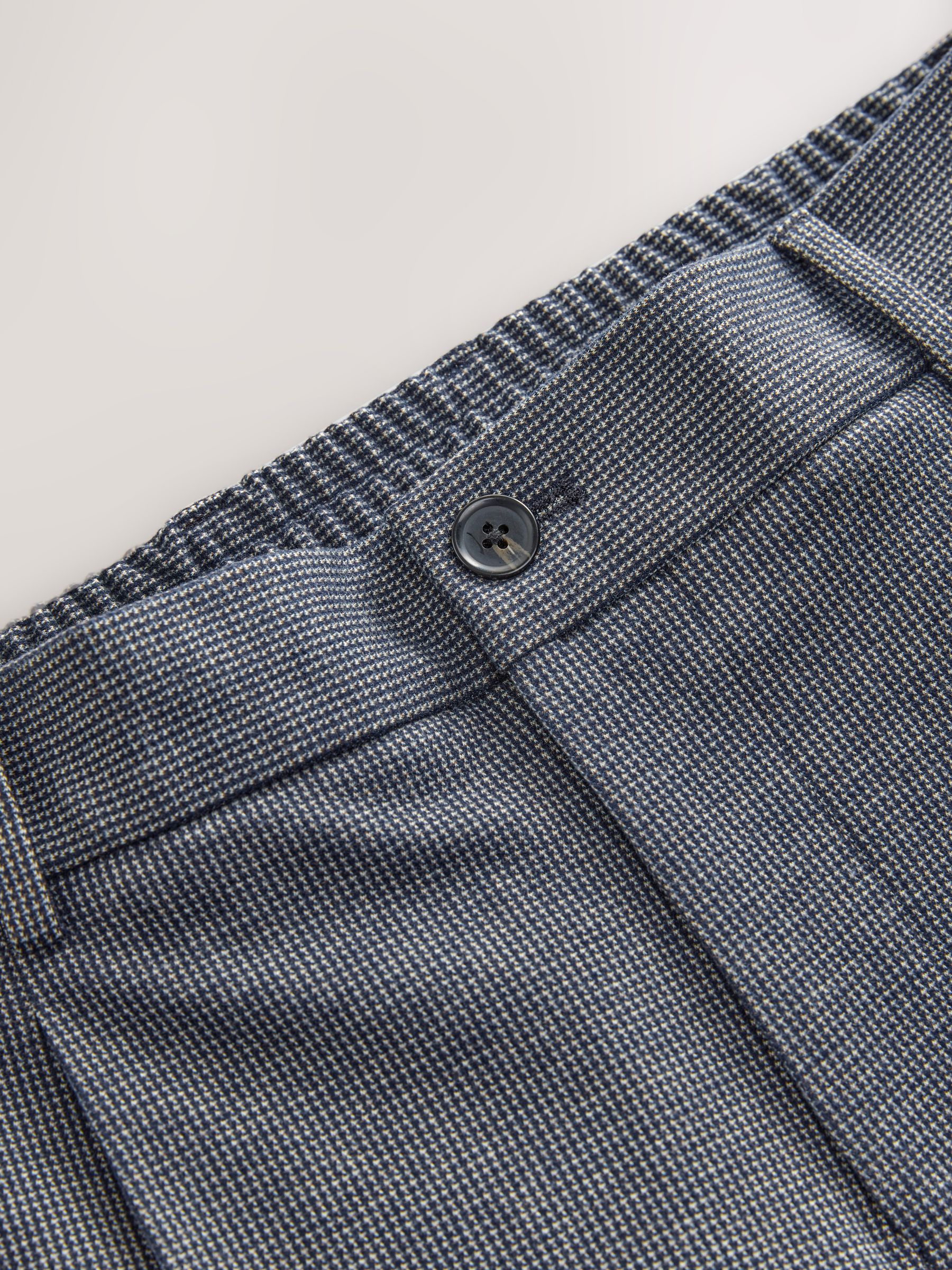Blauw - Slim fit getextureerde broek met elastische achterkant en stretchy