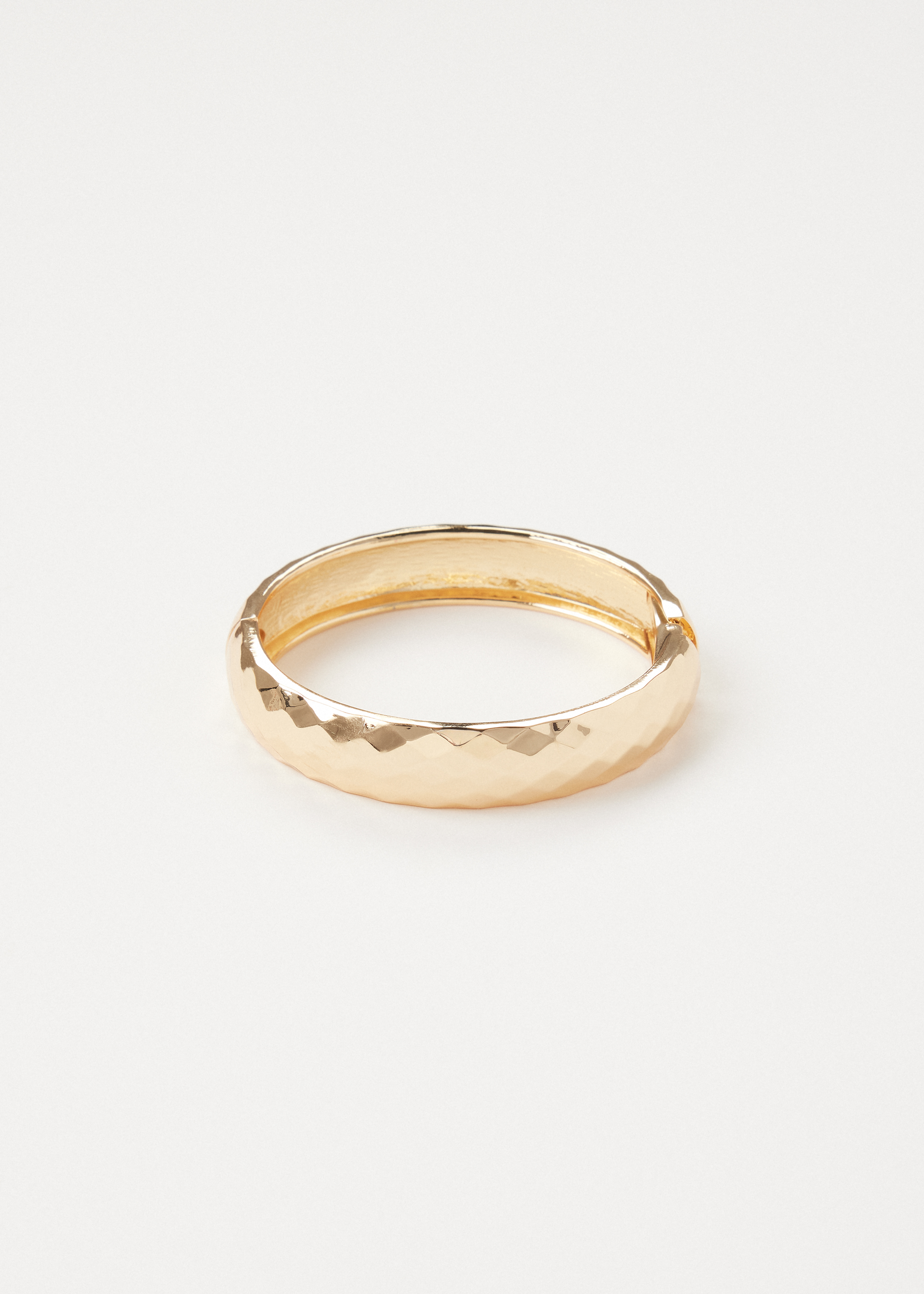 Bangle met textuur