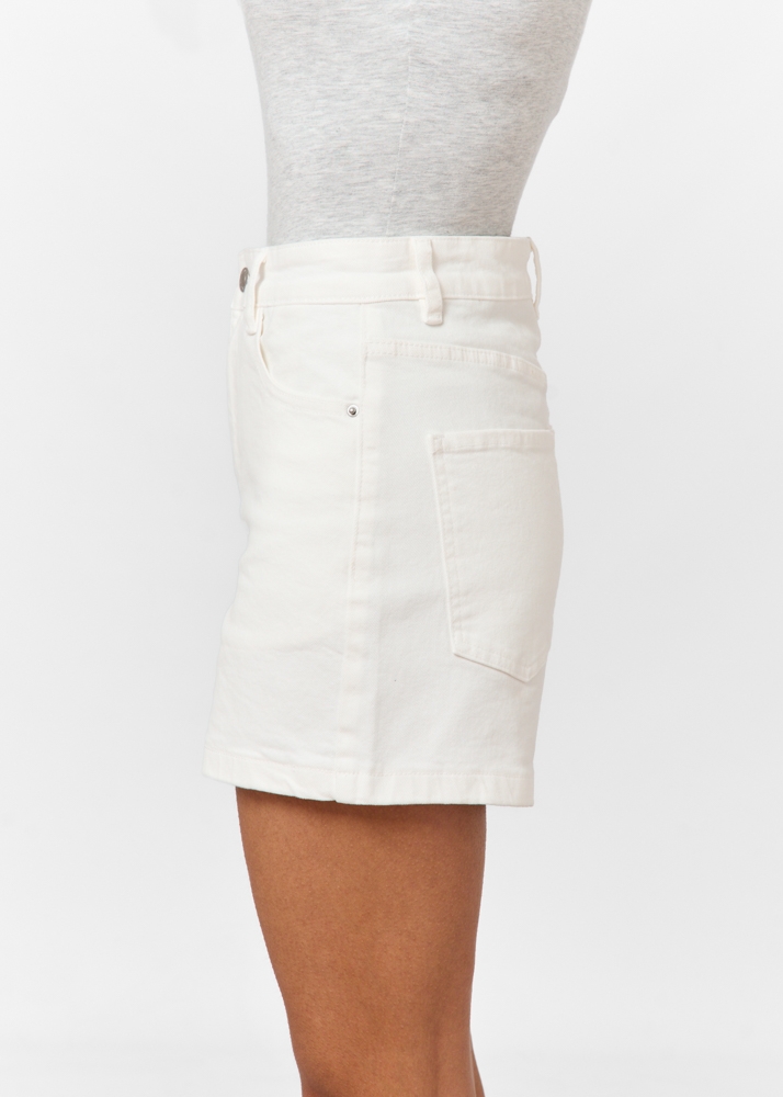 Relaxed short ecru