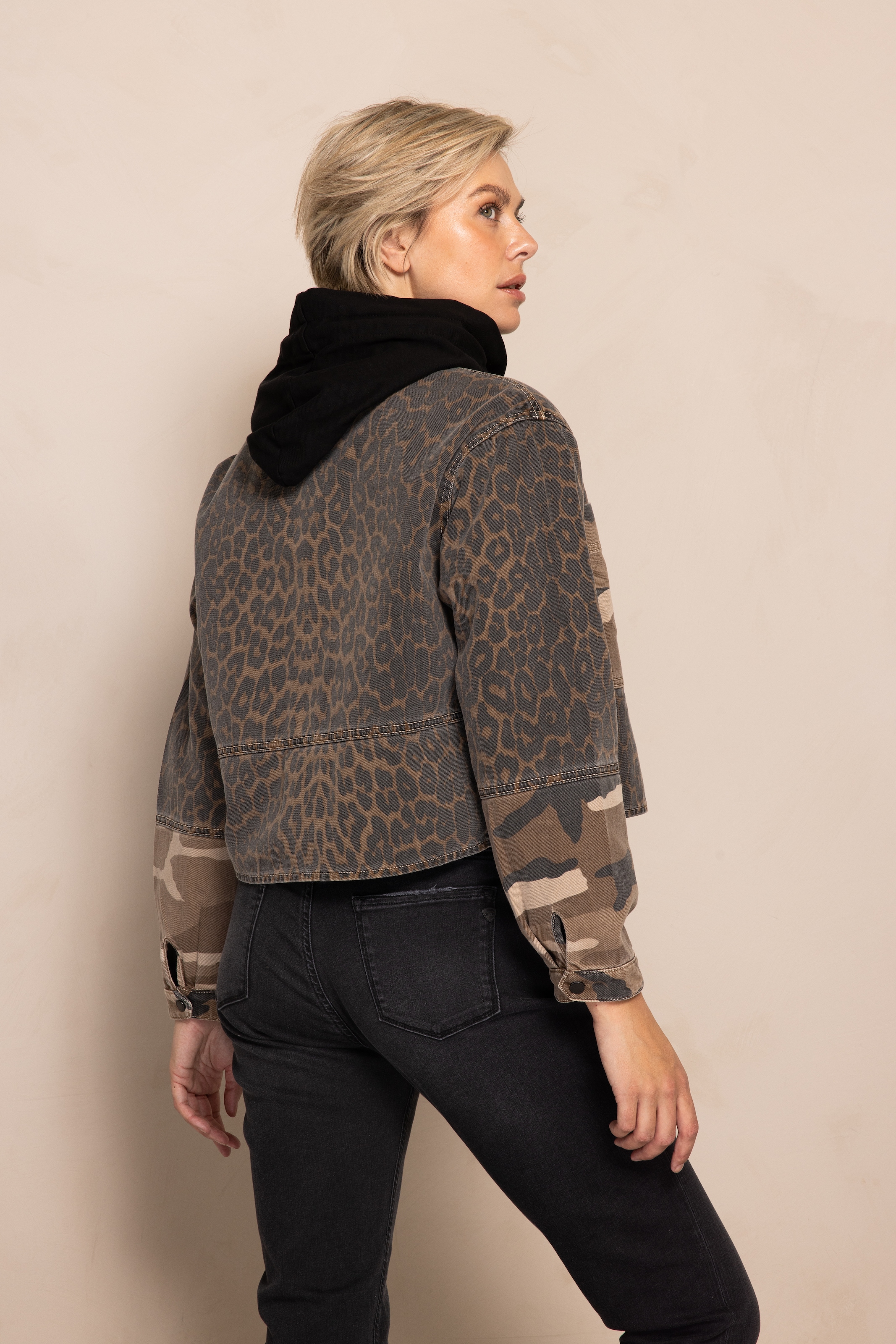 Zhrill Blouson »ZHLOUIE« ohne Kapuze mit Animal-Print