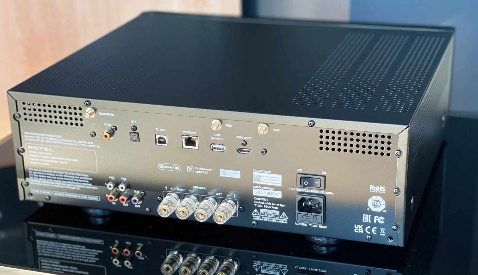 Rotel RAS-5000 Noir Amplis hi-fi stéréo