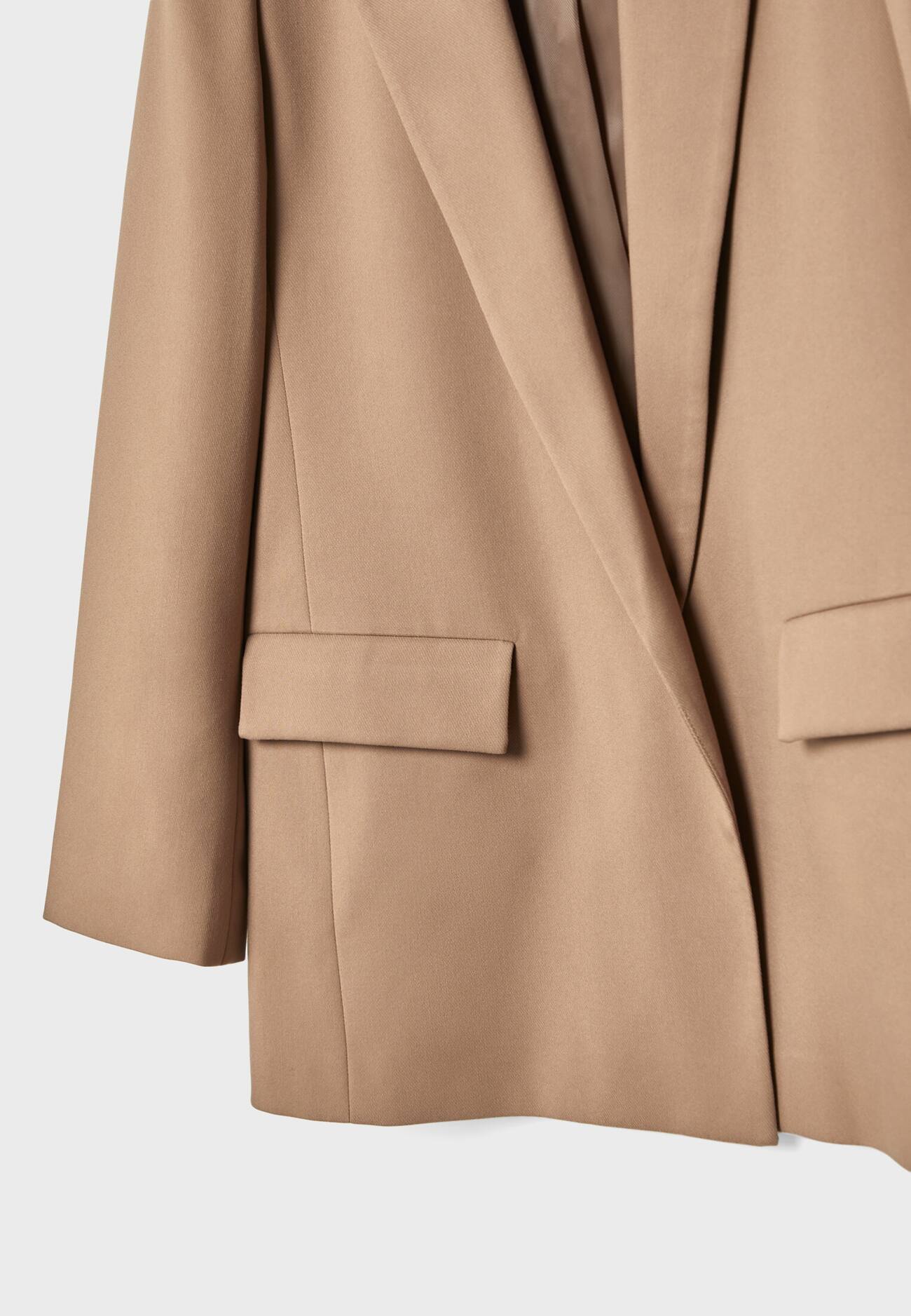 Blazer aberto e folgado