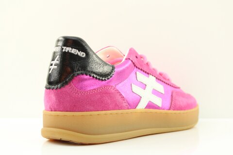 Another Trend S.L. Sneaker