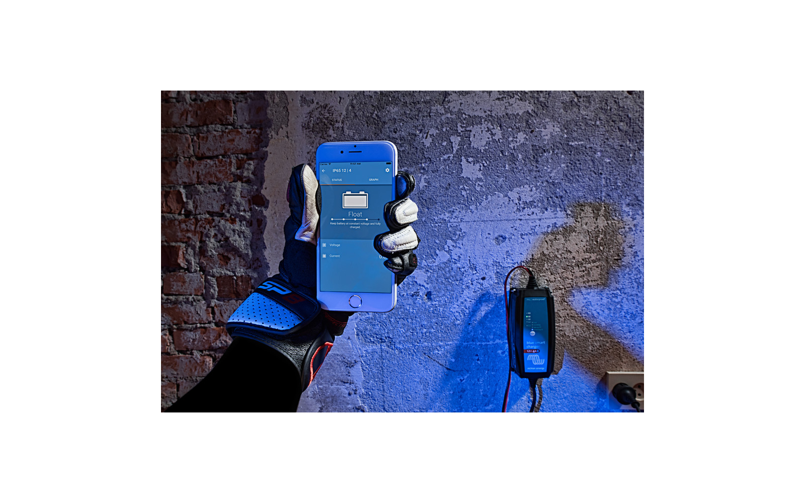 Victron Energy Blue Smart IP65 Ladegerät 1 Ausgang CEE 7 / 17 12 V 10 A Retail