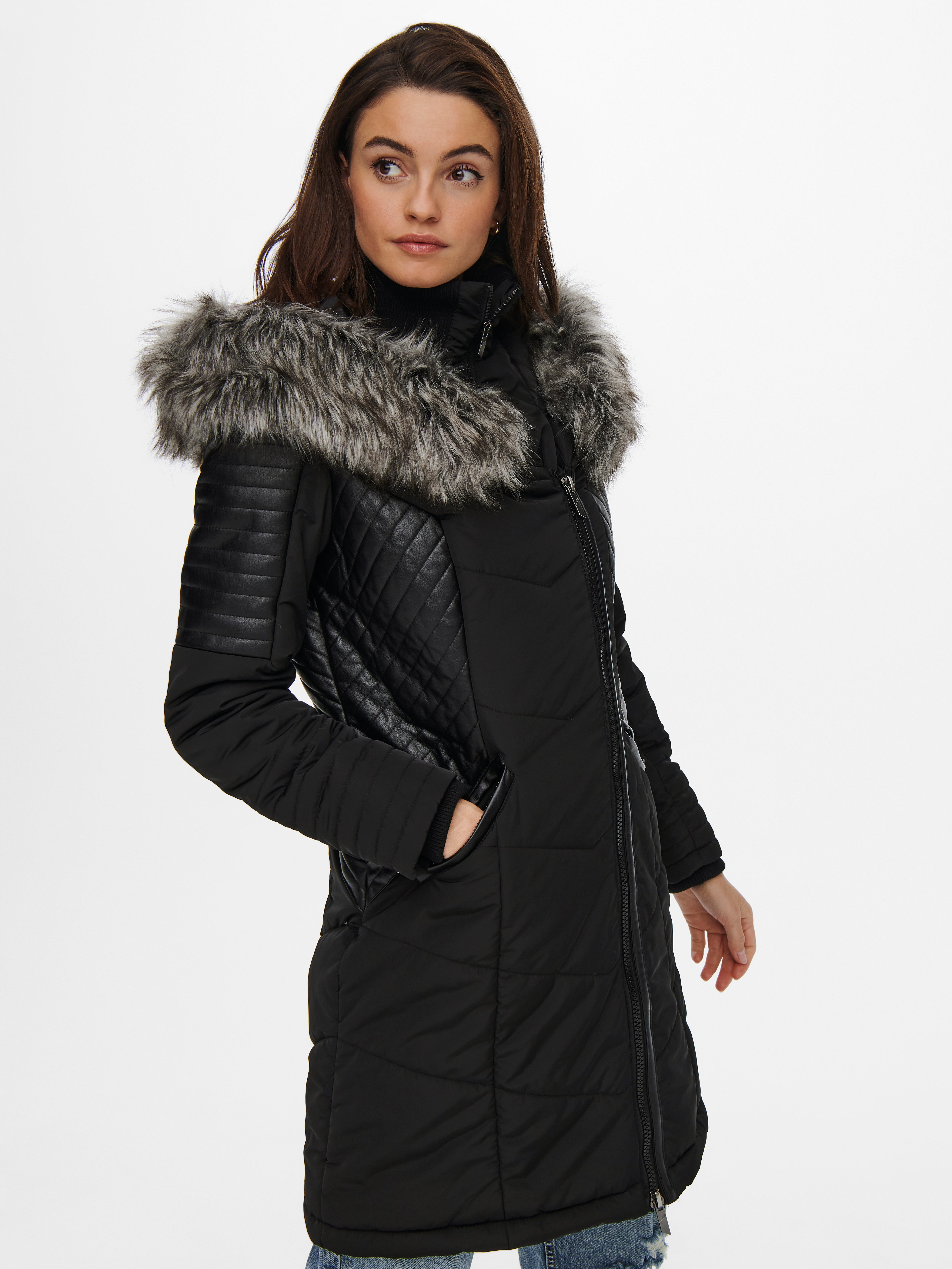 ONLLINETTE Jacke Black