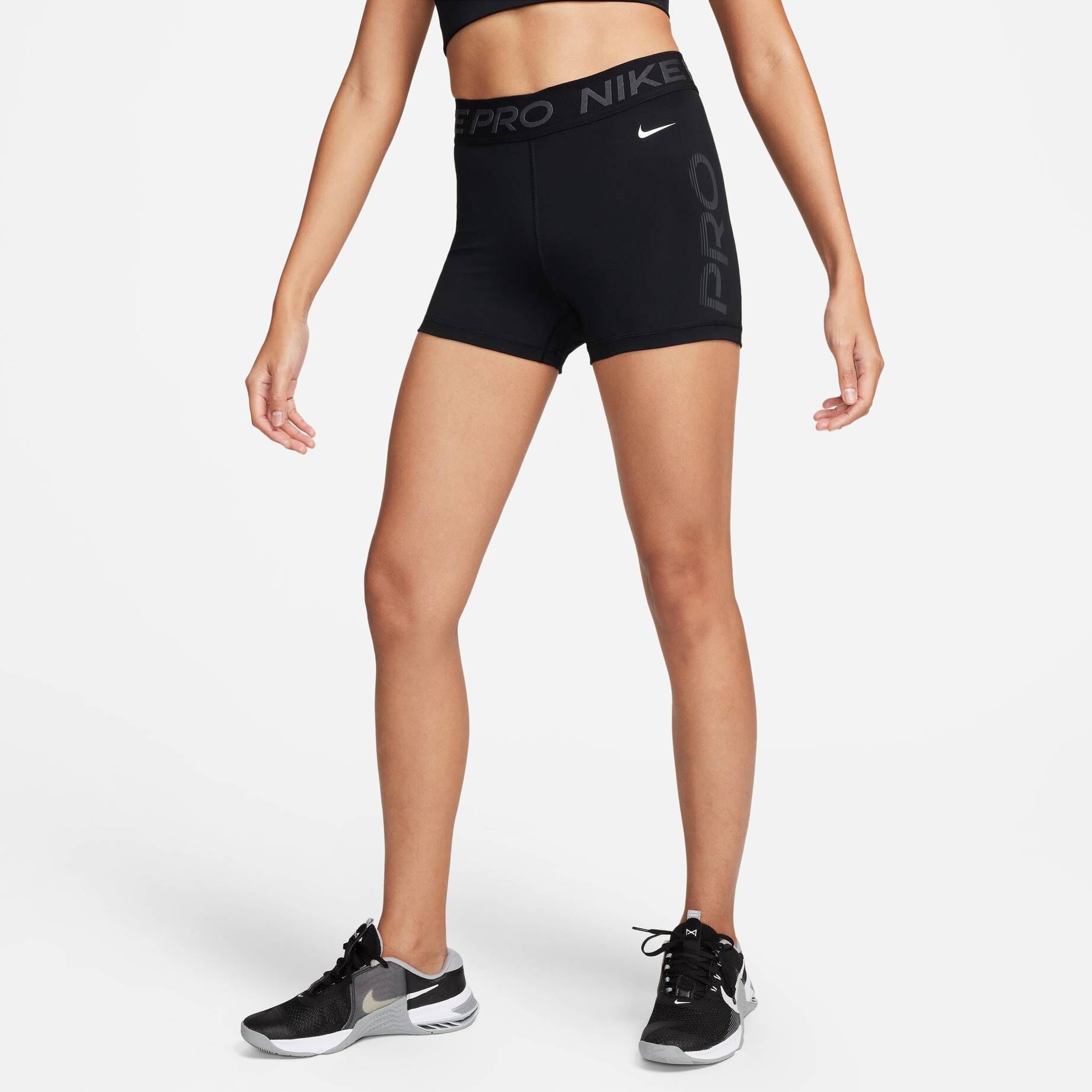 Nike| Damen Trainingsshorts PRO DRI-FIT MR 3IN SHORT