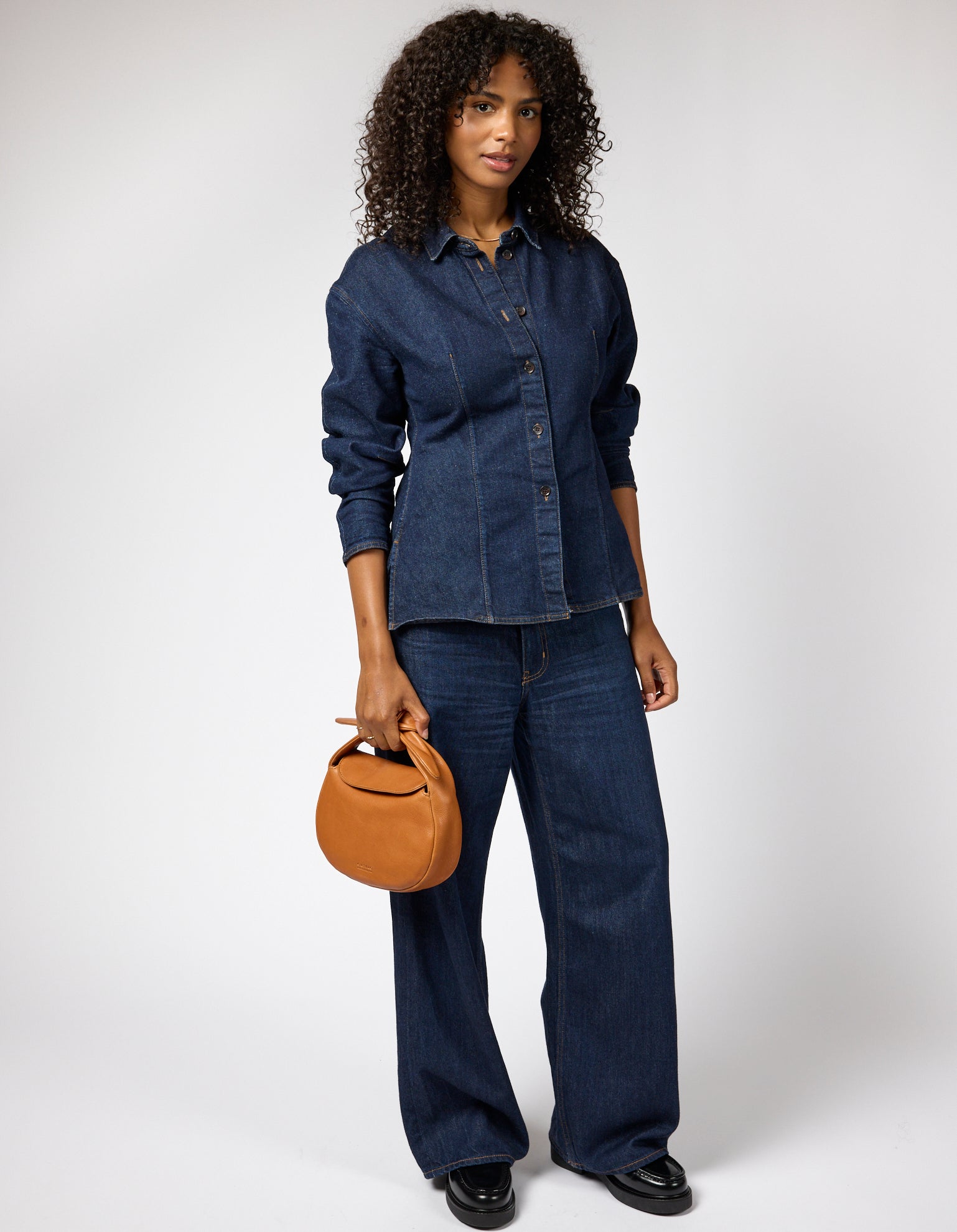 Coco Croissant - Wild Oak Soft Grain Leather