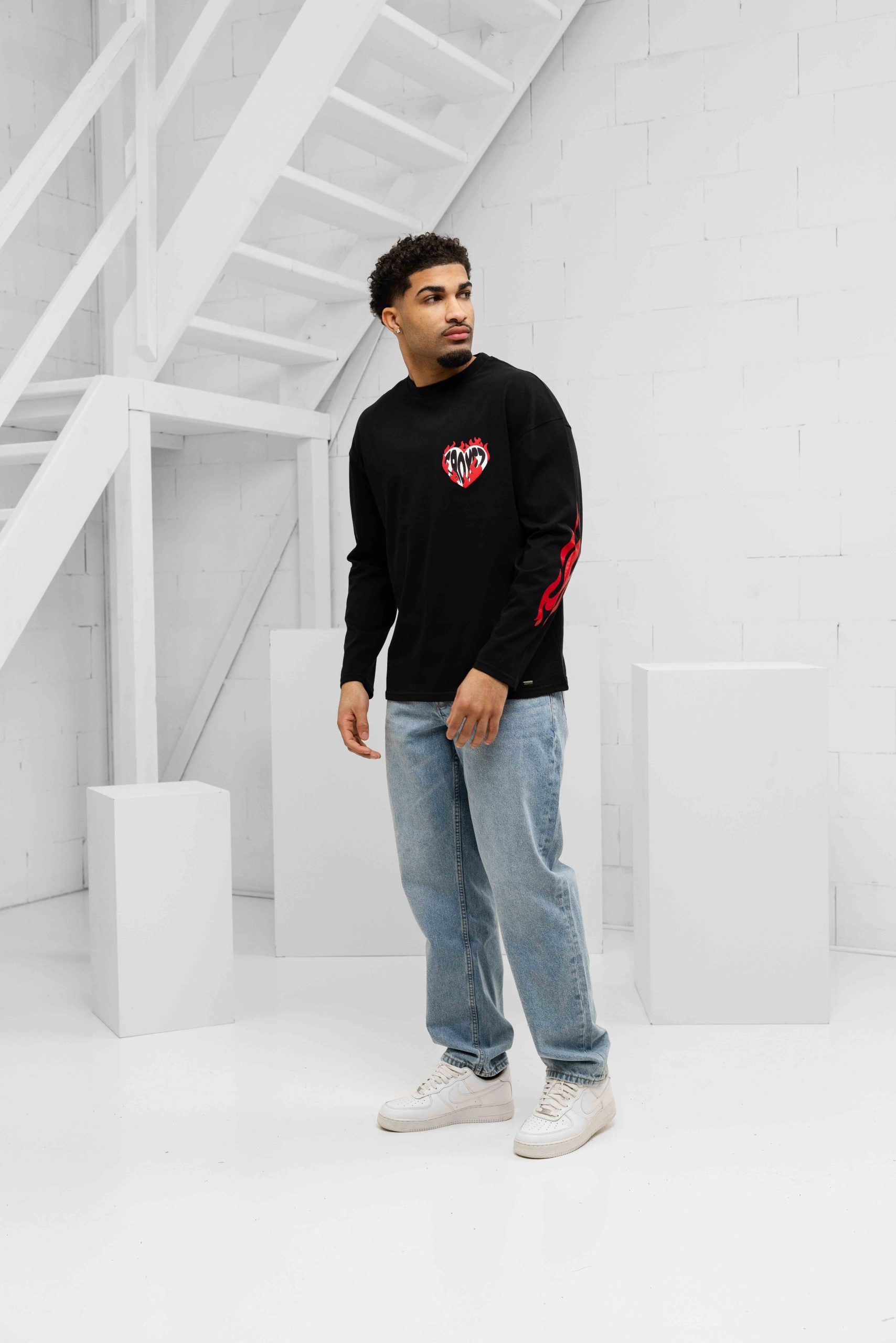 Croyez Heart On Fire Longsleeve T-Shirt Heren Zwart