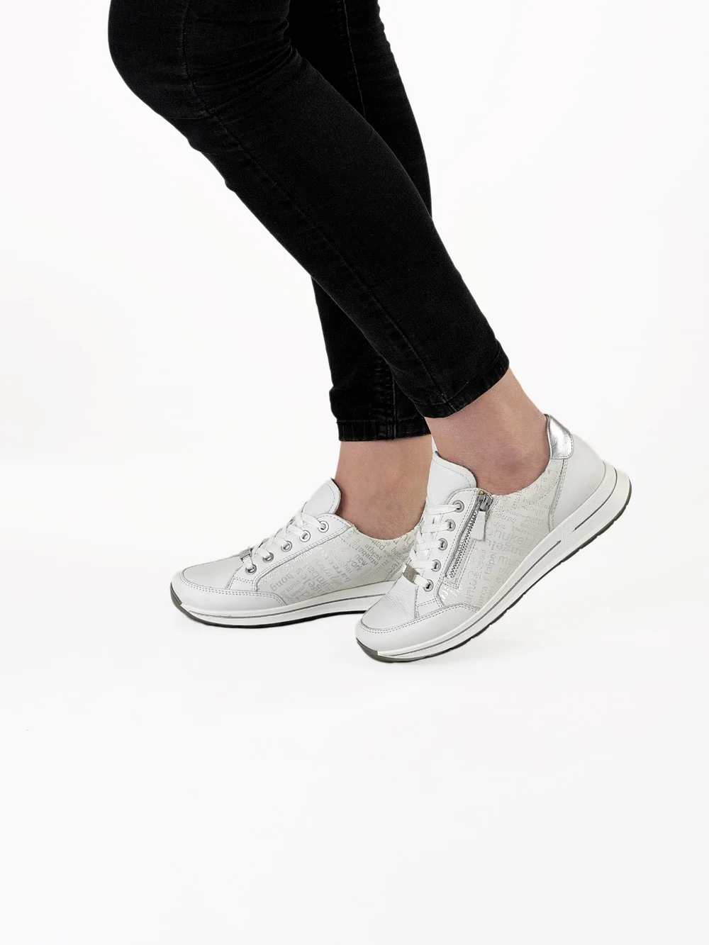 Sneaker Osaka nebbia