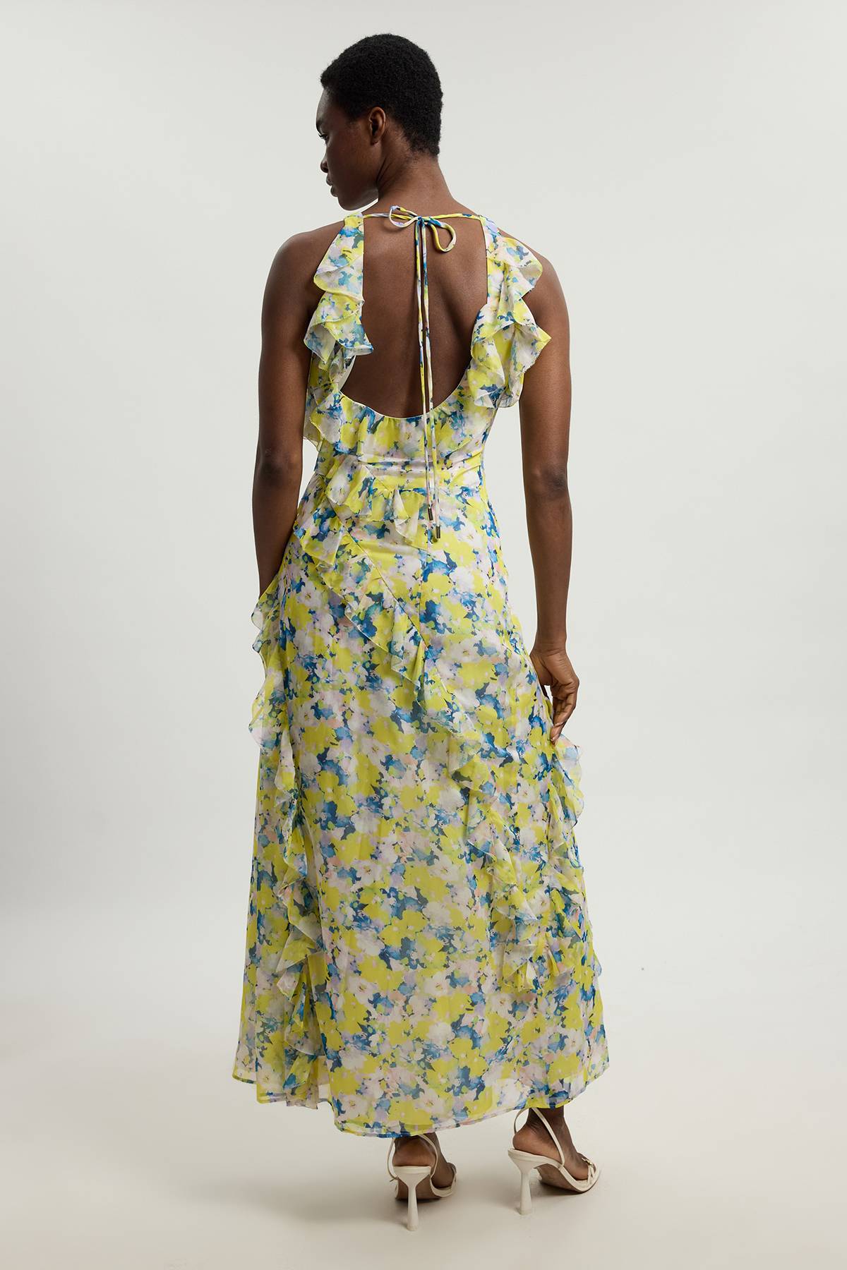 KarenMillen Robe Longue Tissée À Col Licou Avec Détails De Volants En Georgette Crêpée À Imprimé Floral Petite Taille