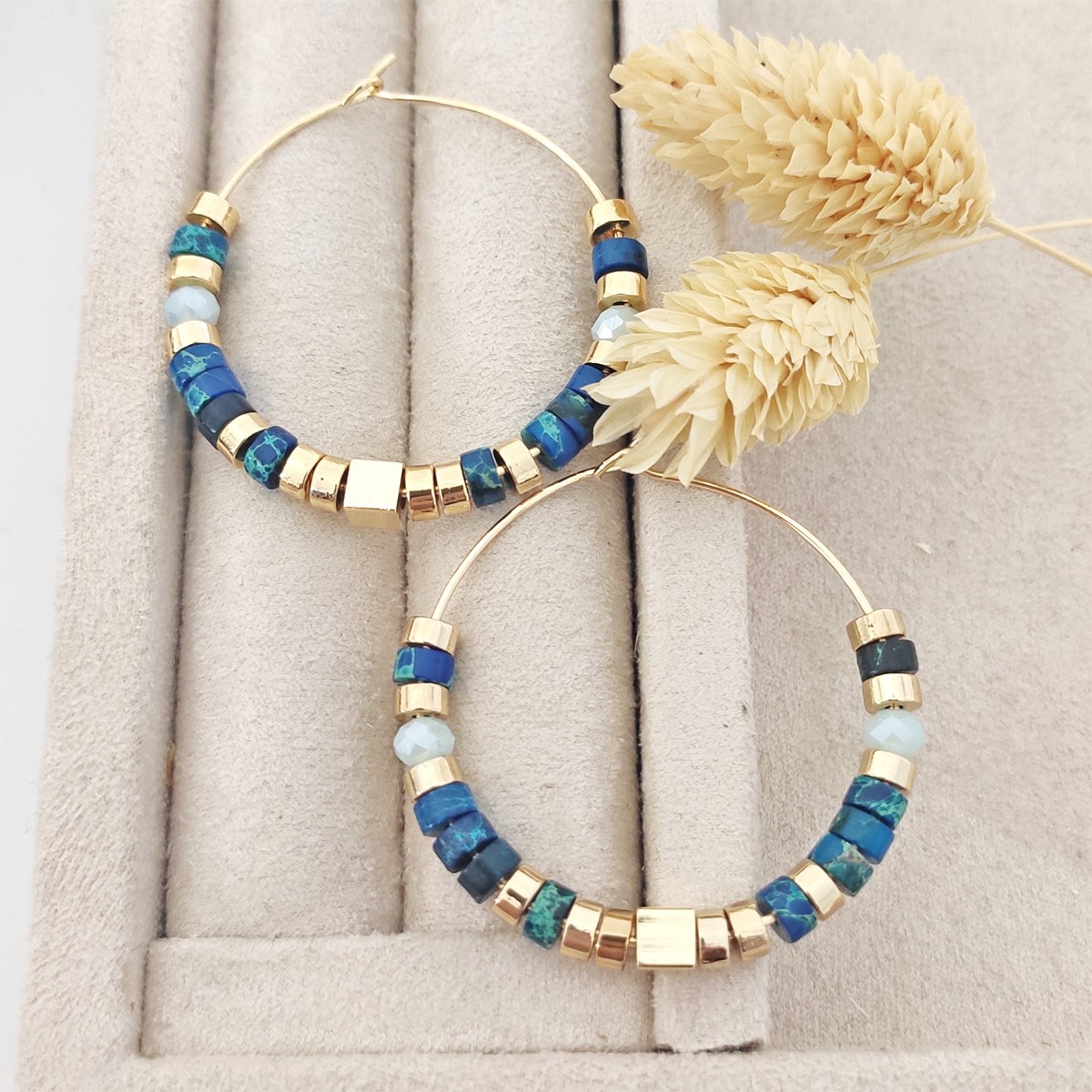 Boucles d'oreilles créoles - Laiton plaqué & pierres turquoise