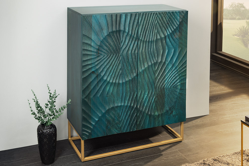 Massives Highboard SCORPION 120cm türkis Mangoholz mit 3D Schnitzereien gold Metall