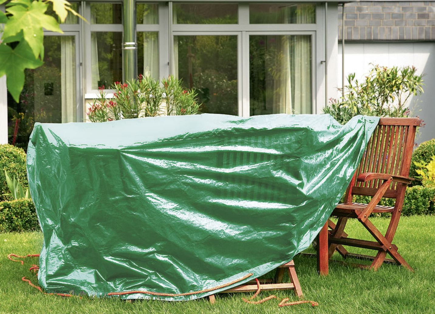 Schutzhüllen für Gartenmöbel und Polsterauflagen