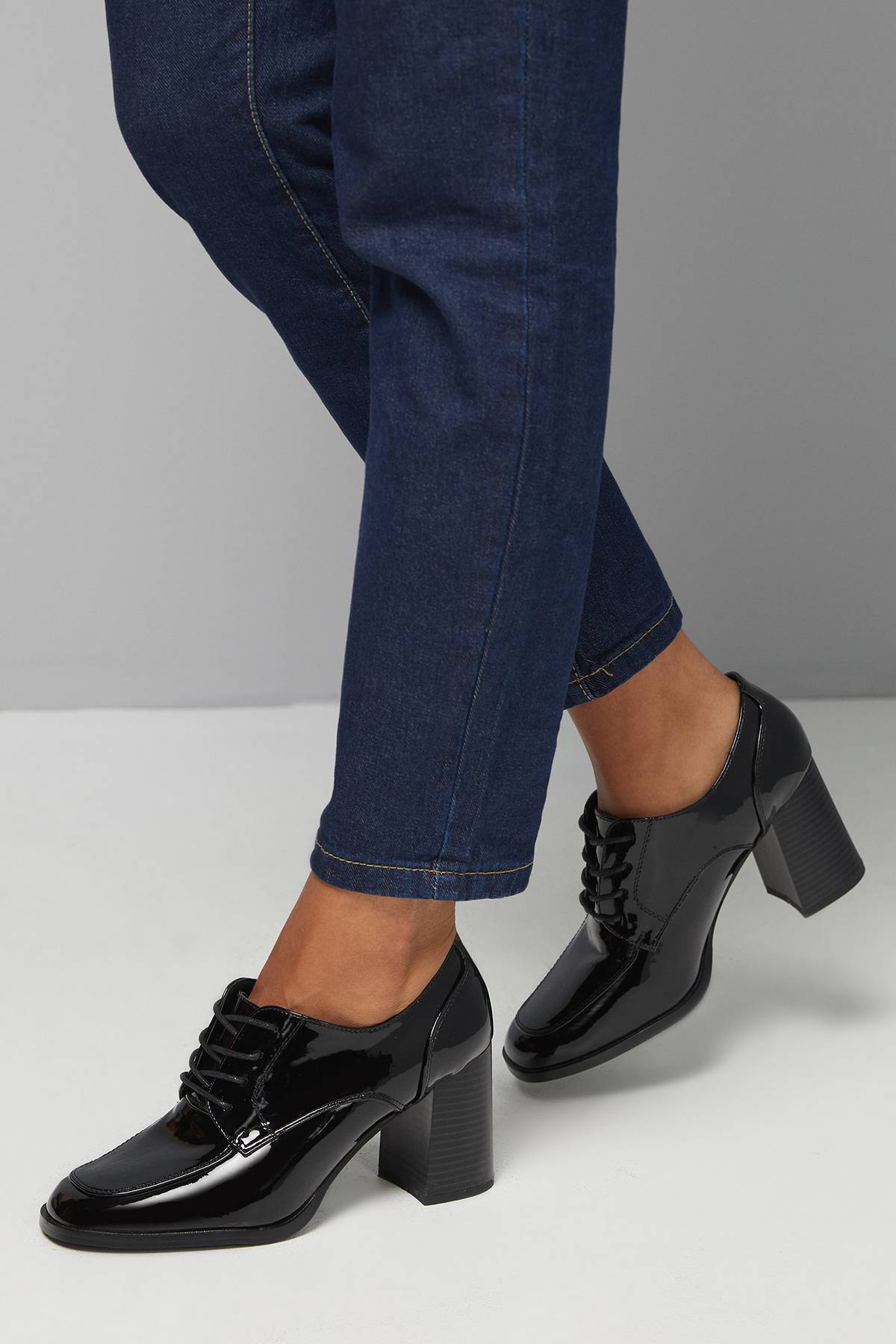 Wallis Mocassins Dante à Lacets et Talon Bloc Haut
