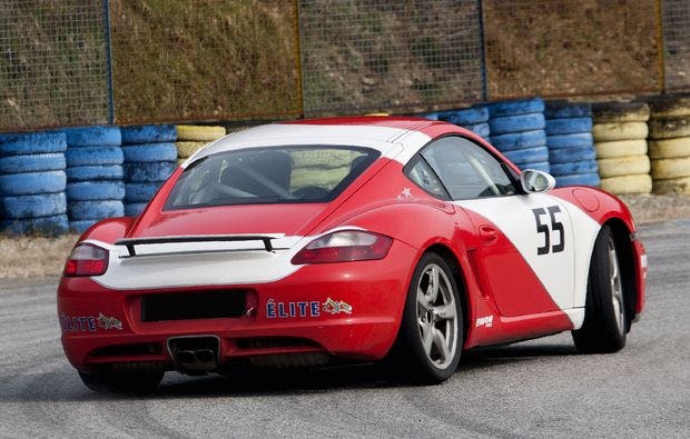 Erlebe eine unvergessliche Drift-Taxi Tour in Italien