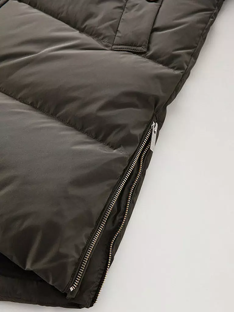 WOOLRICH Daunensteppjacke ALSEA olive