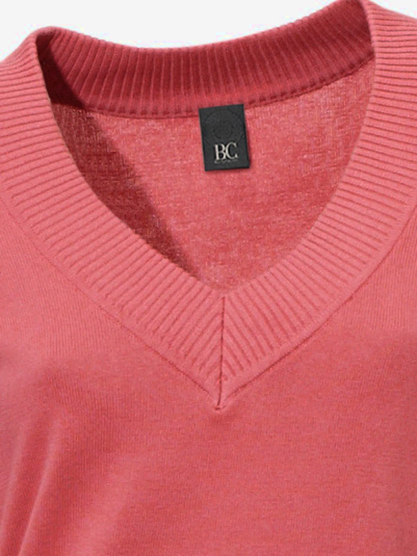 Joli pull basique à encolure en v