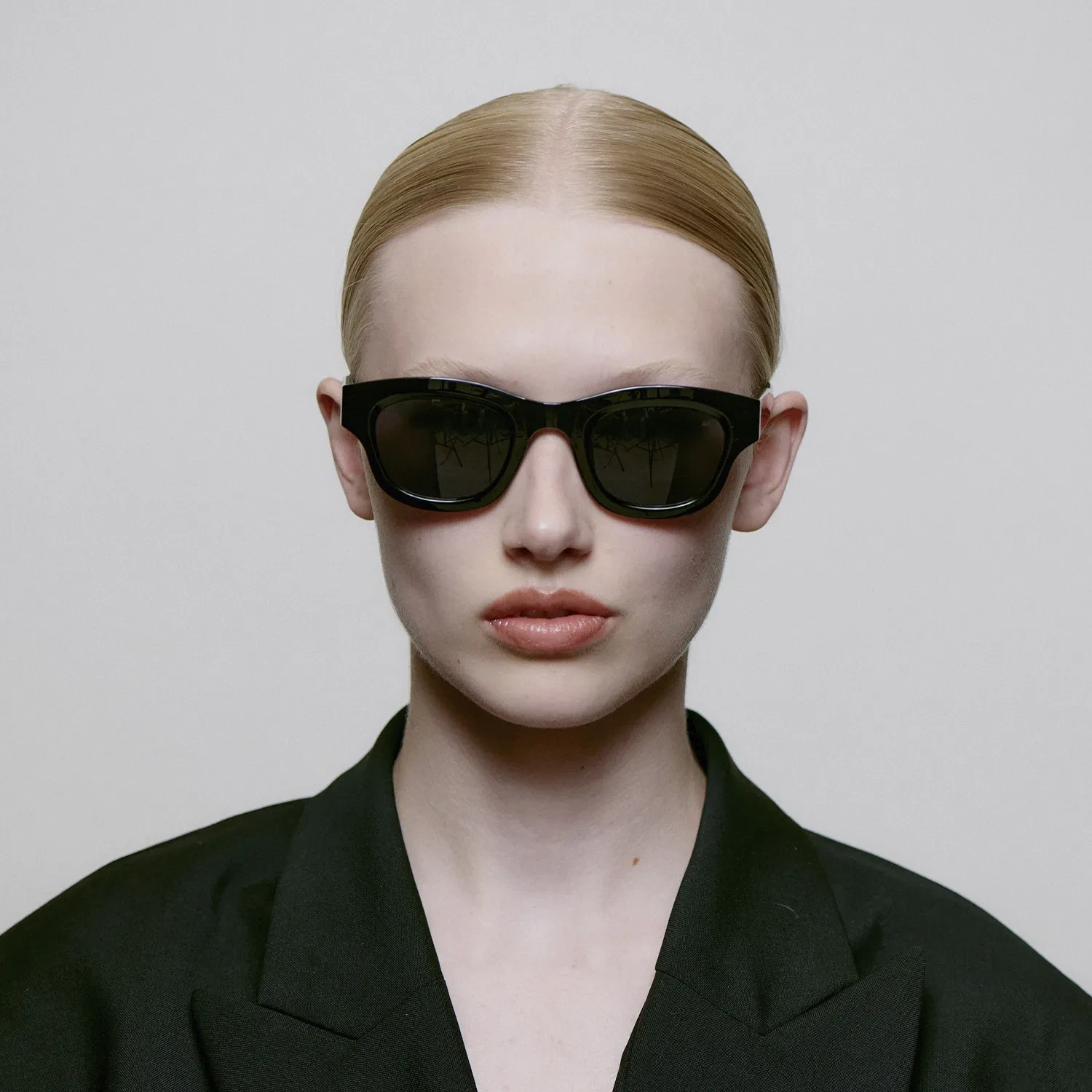 A. Kjærbede Lane Solbrille KL2412-005