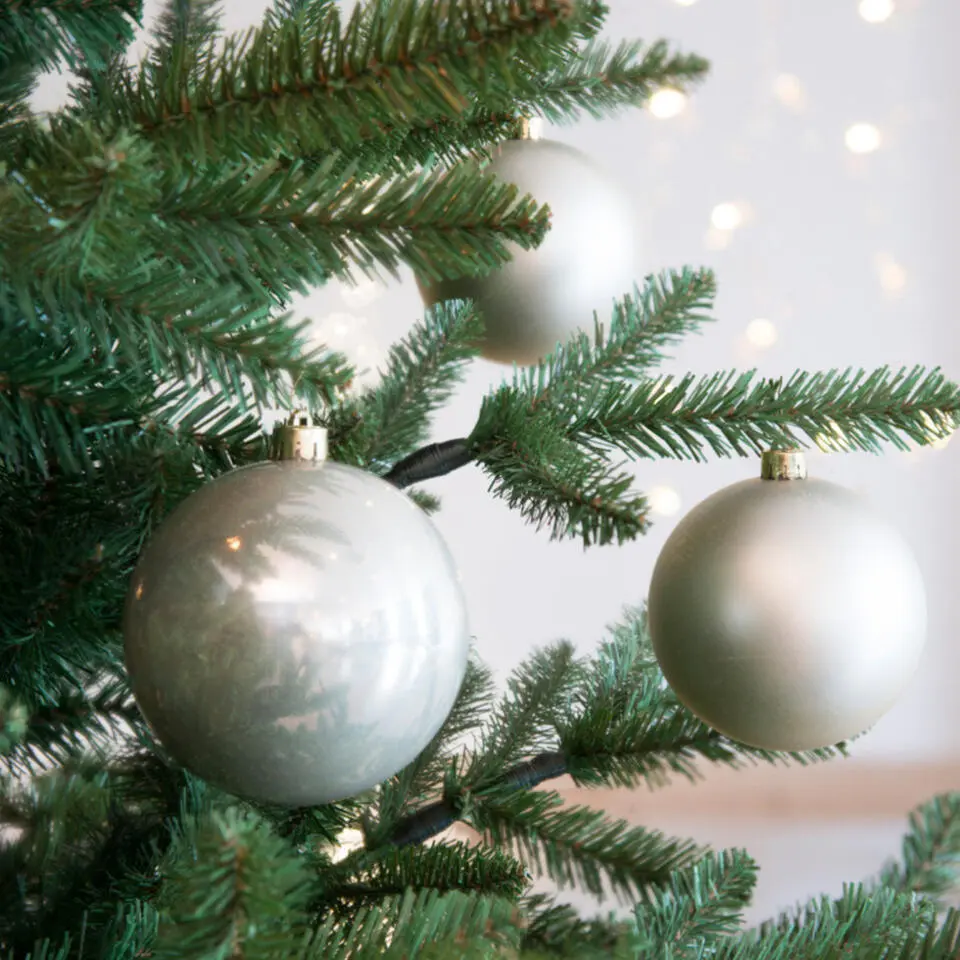 Decoris Kerstballen - 4x - licht champagne - 10 cm - kunststof