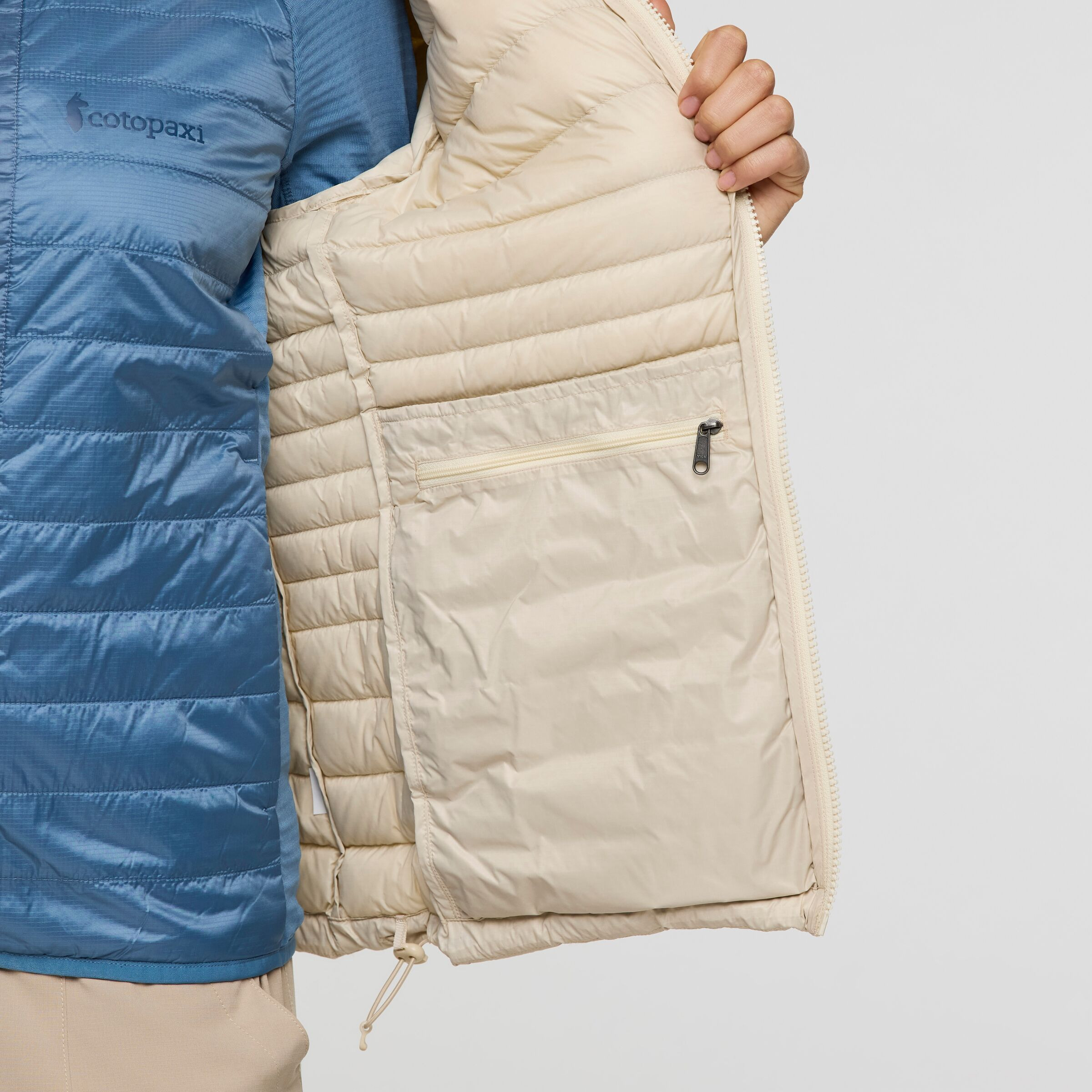 W Fuego Down Hooded Jacket