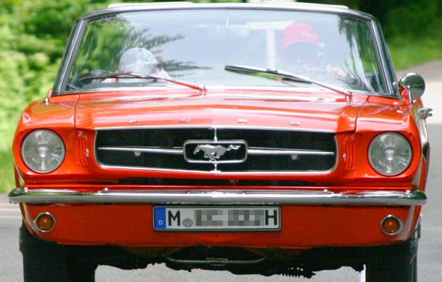 Ford Mustang V8 Coupé fahren als Geschenk