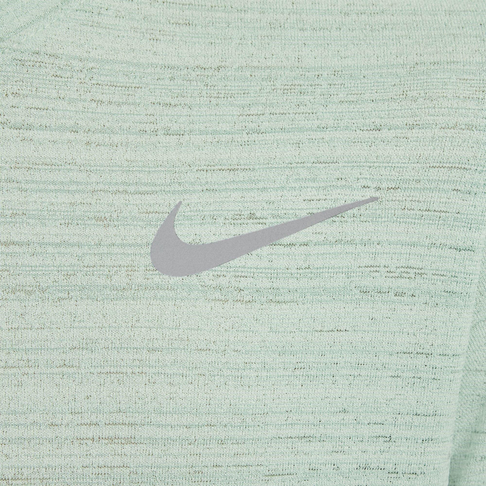 Nike Dri FIT Miler Big Kids(Boys) Training Top