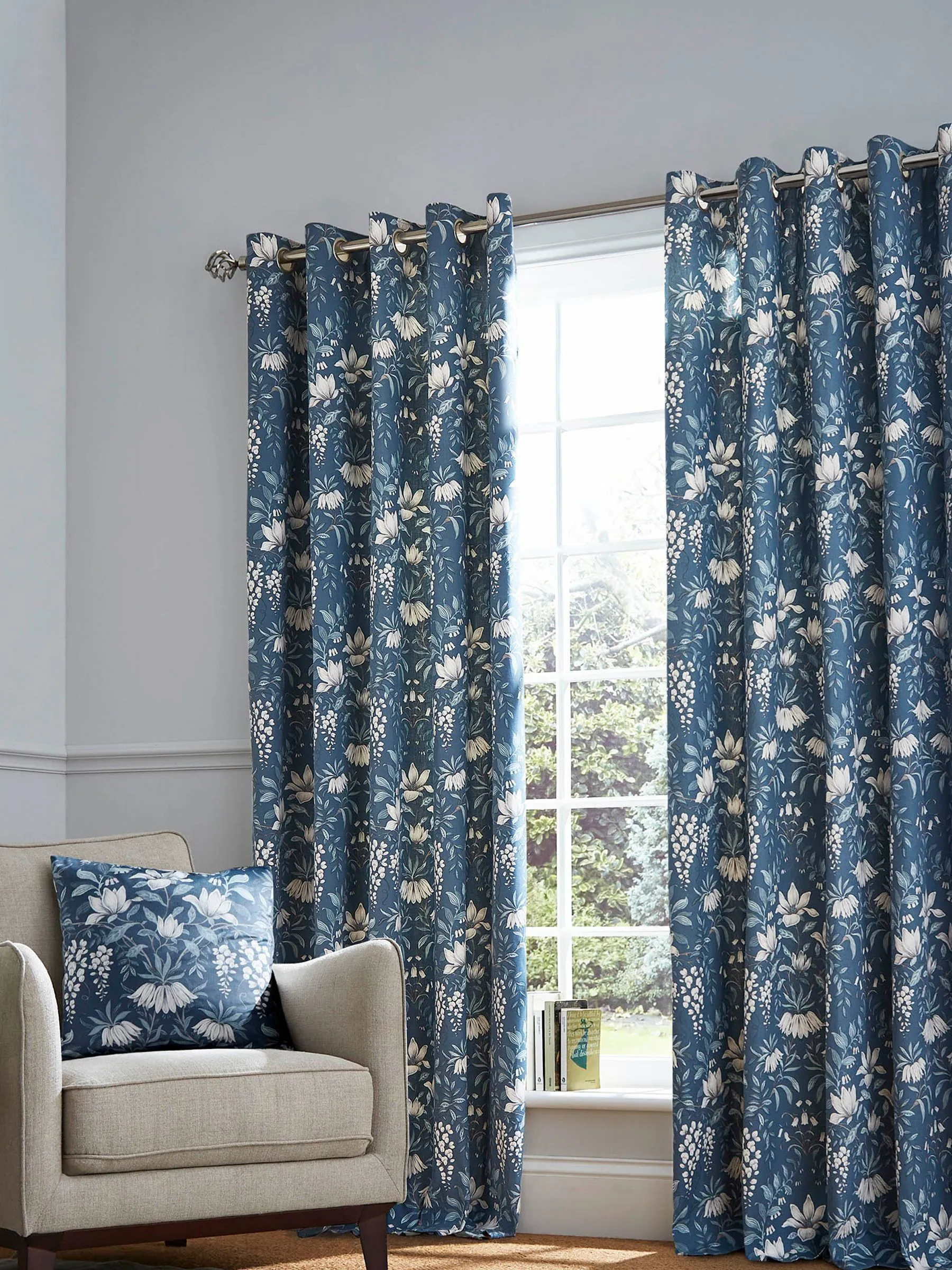 Laura Ashley gevoerde Parterre ringgordijnen