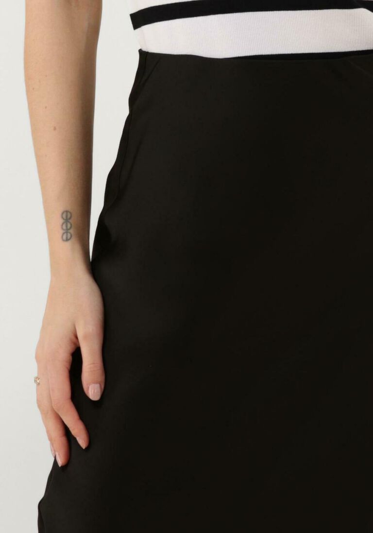 BRUUNS BAZAAR zwarte bruuns bazaar midirok acacia bbjoanelle skirt