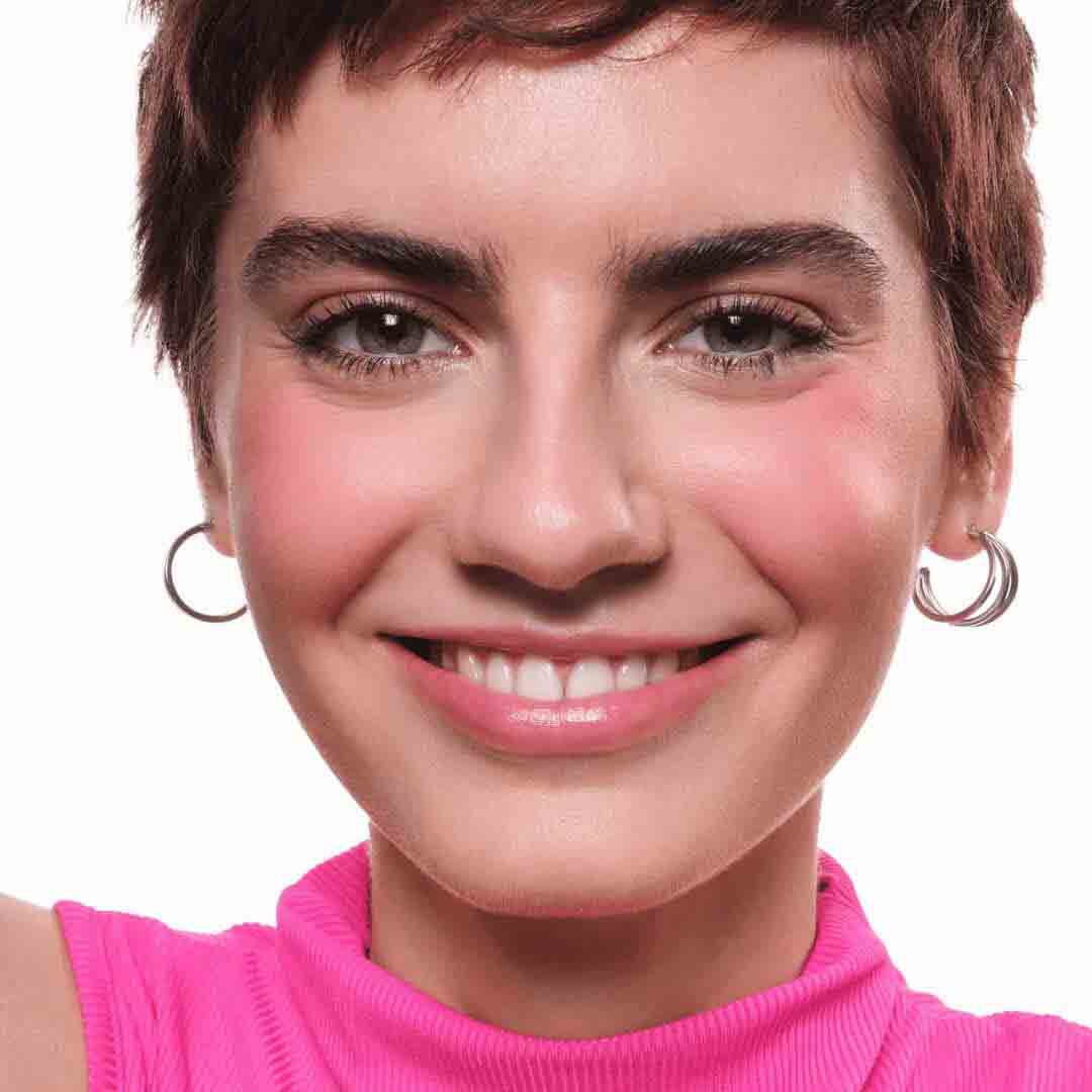 ESSENCE  Soft touch bouncy blush