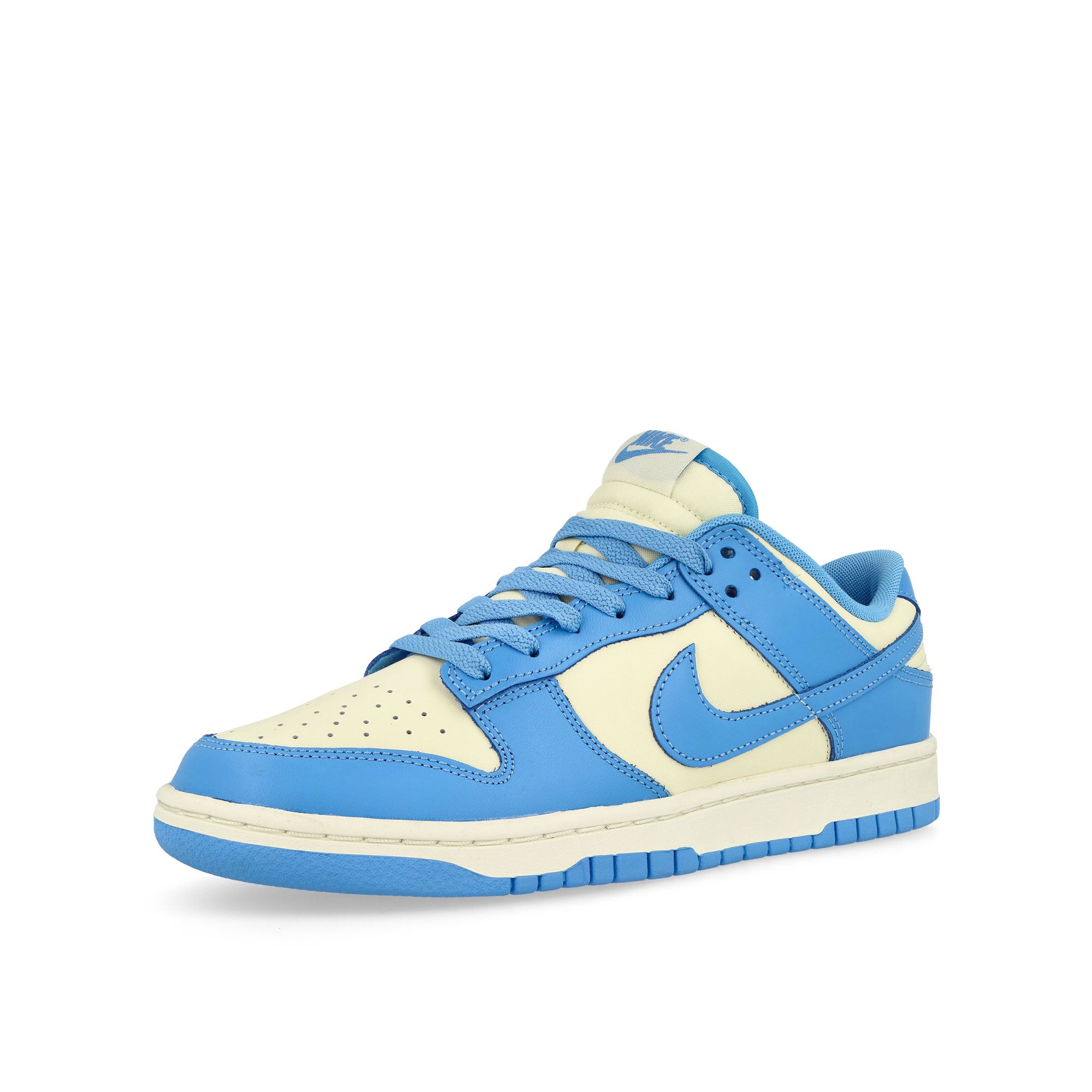 Nike<br>Dunk Low Retro