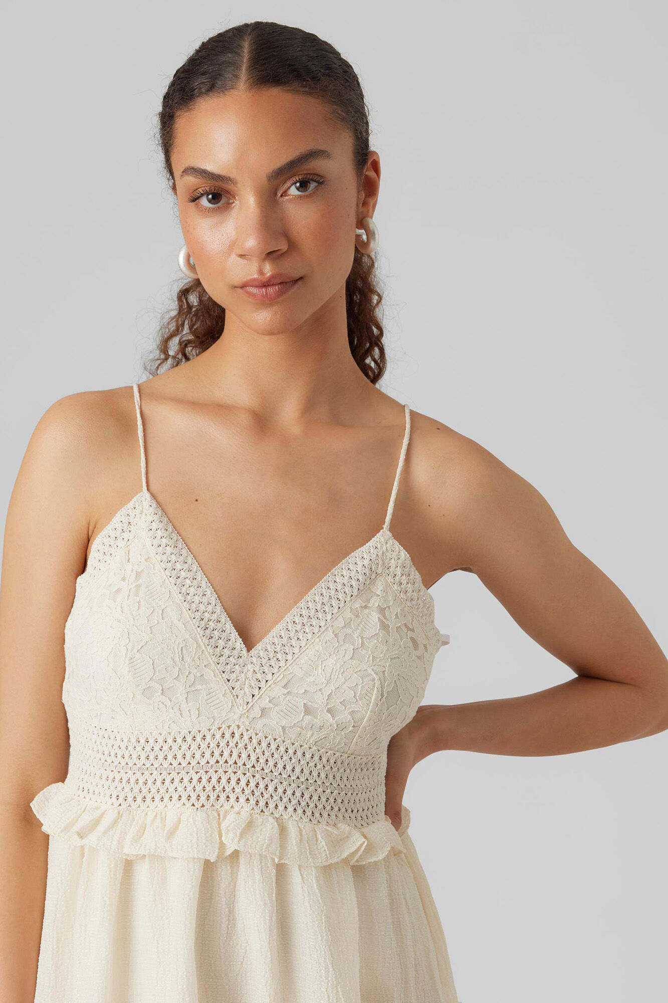 Vestido fluido de tecido com costas cruzadas - Cinza