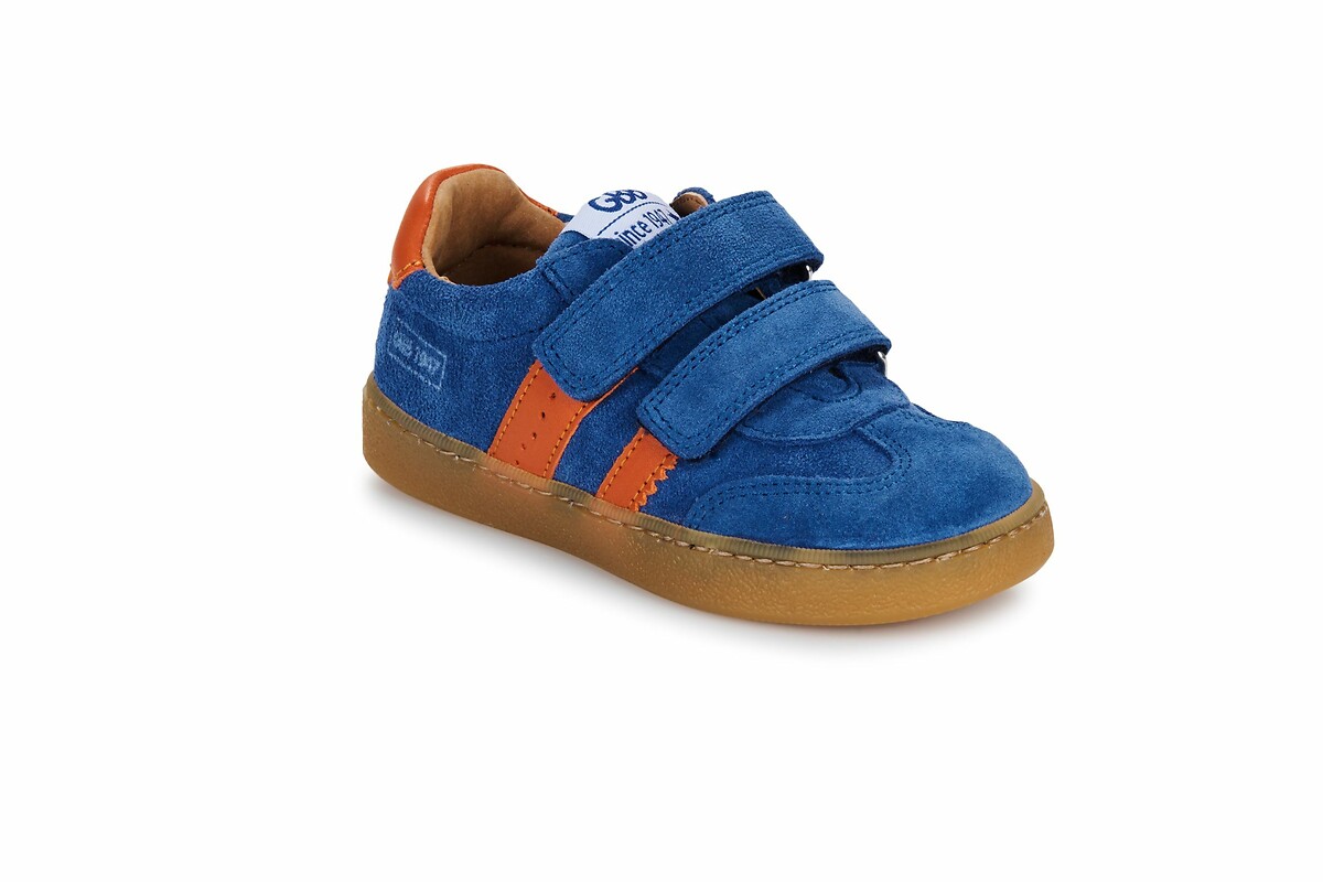 GBB<br>Tênis de couro de cano baixo Karine