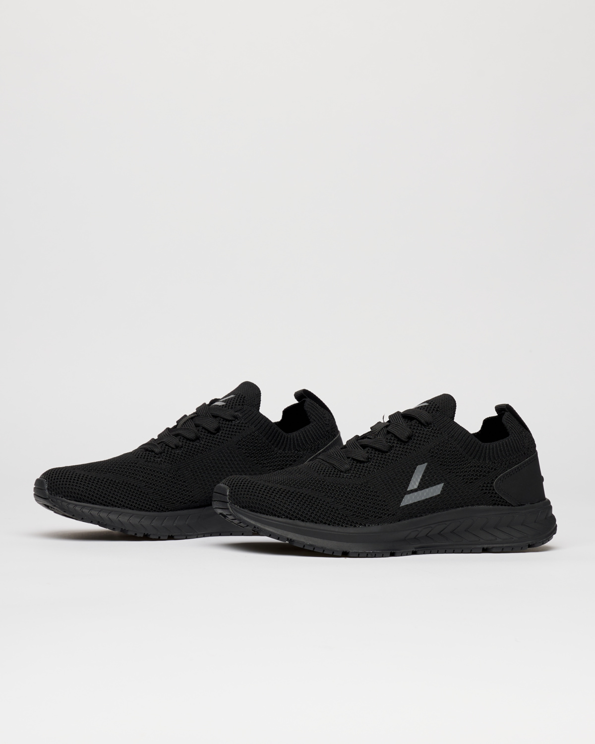 LEVITY NHG City Black\Black