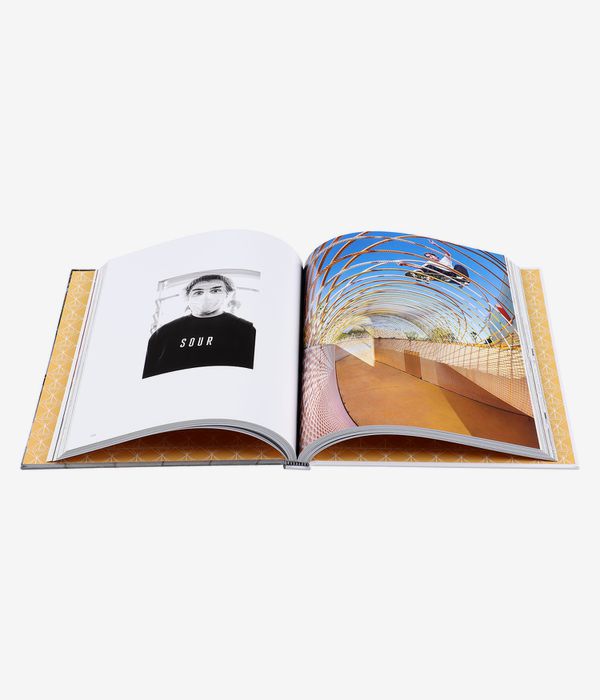 SOUR SOLUTION III Buch