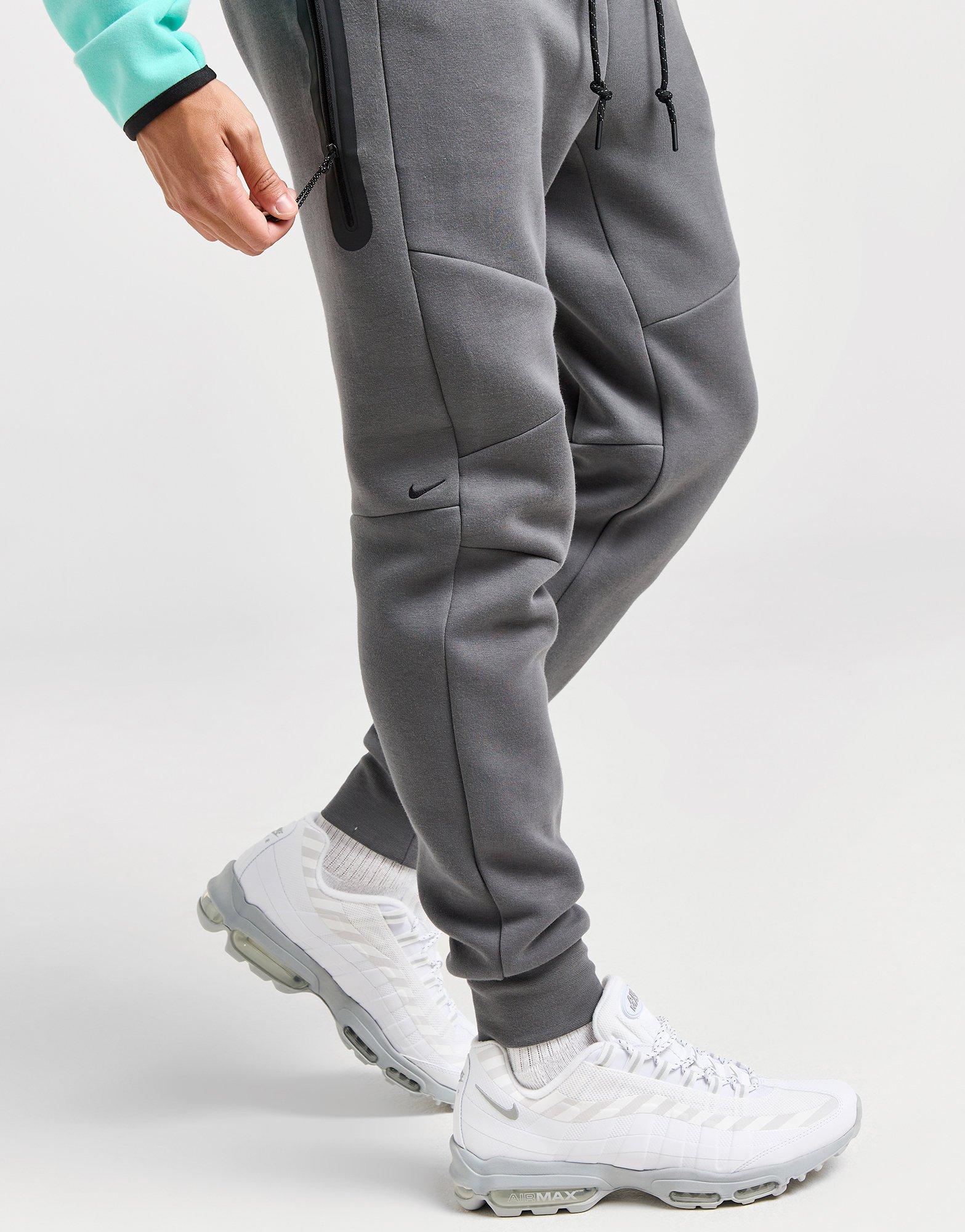 Nike Tech Fleece Joggers