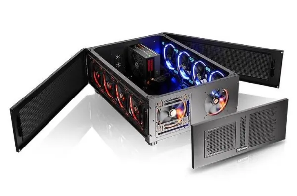 Thermaltake Core P200, PC, SPCC, Sort, 120,140,200 mm, Thermaltake W200, 475 mm