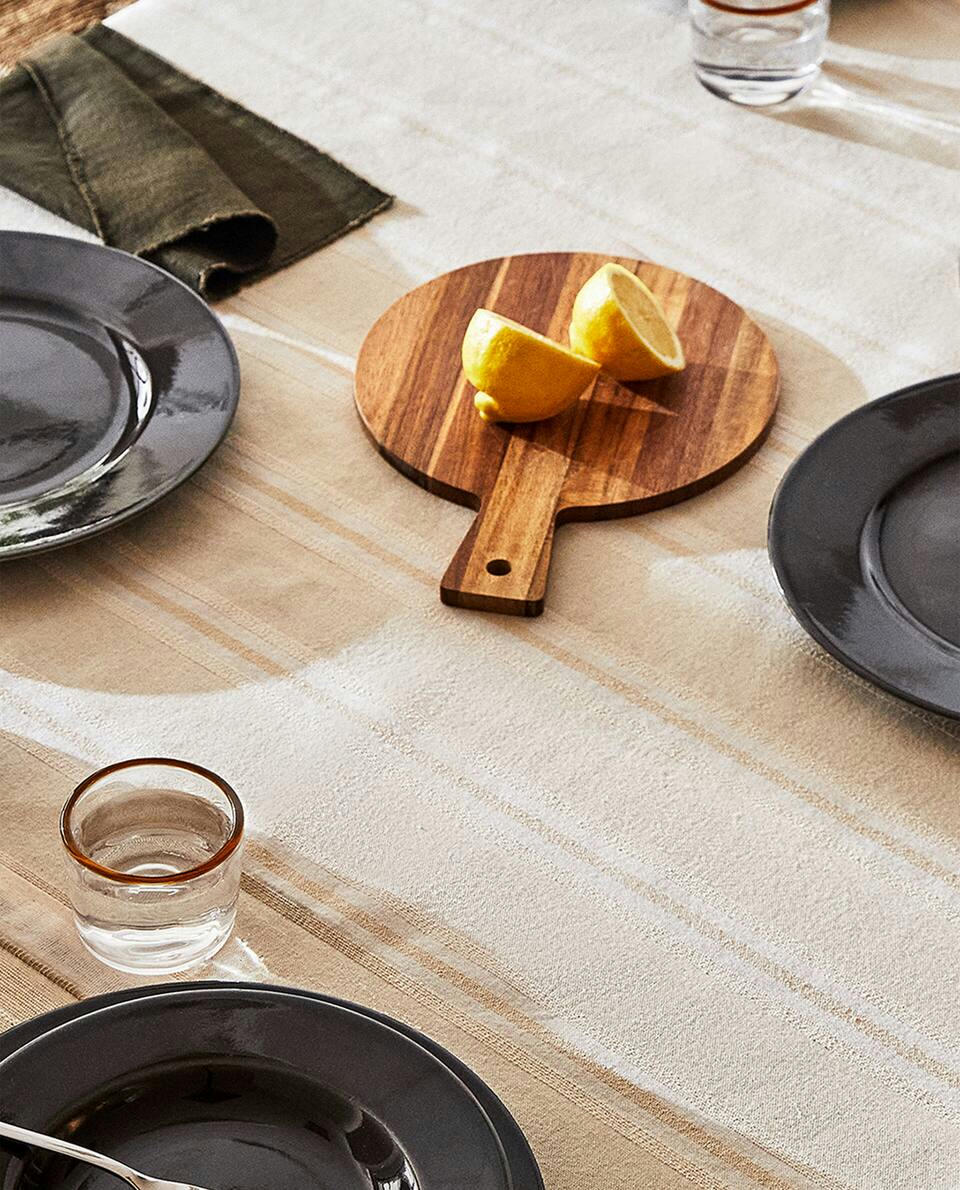 TOALHA DE MESA DE ALGODÃO COM FIOS TINGIDOS