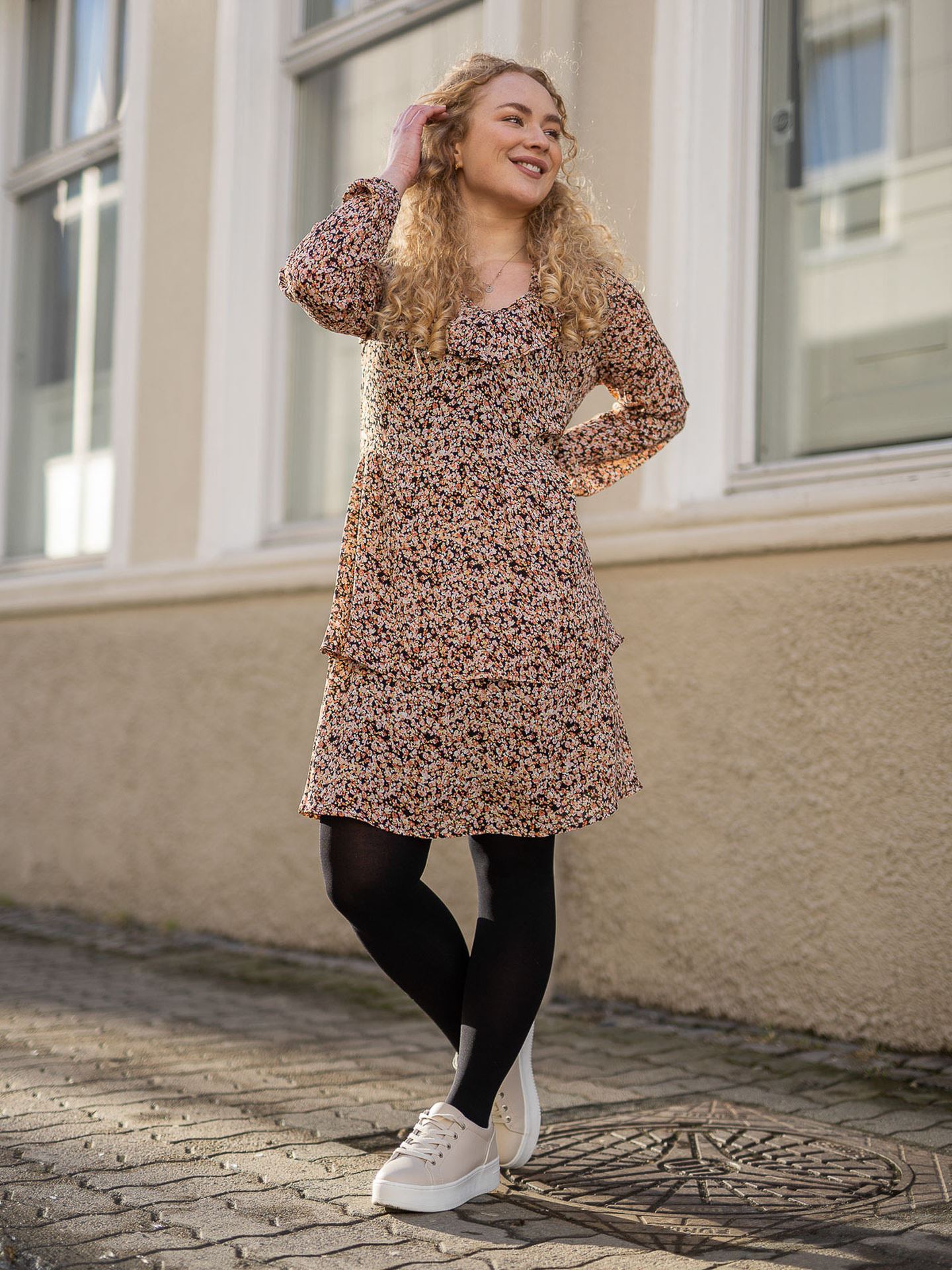 Merila Rikkelie Long Sleeve Dress