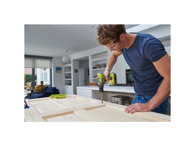 RYOBI Akku-Bohrschrauber R18DD3-220S, 18 V, 50 Nm, Kit Leistungsstarker Akku-Bohrschrauber für unterschiedliche Anwendungen