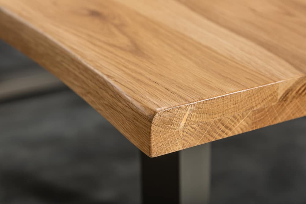 Massivholz Esstisch LIVING EDGE 180cm natur Wildeiche geölt Baumkante Kufengestell