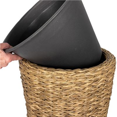 Cache-pot en résine tressée