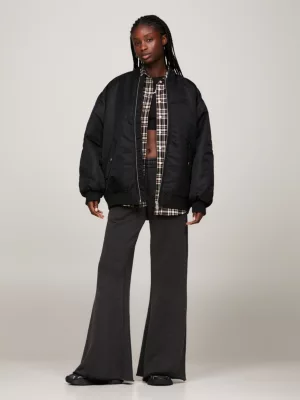 Jaqueta bomber oversized acolchoada com apliques tonais