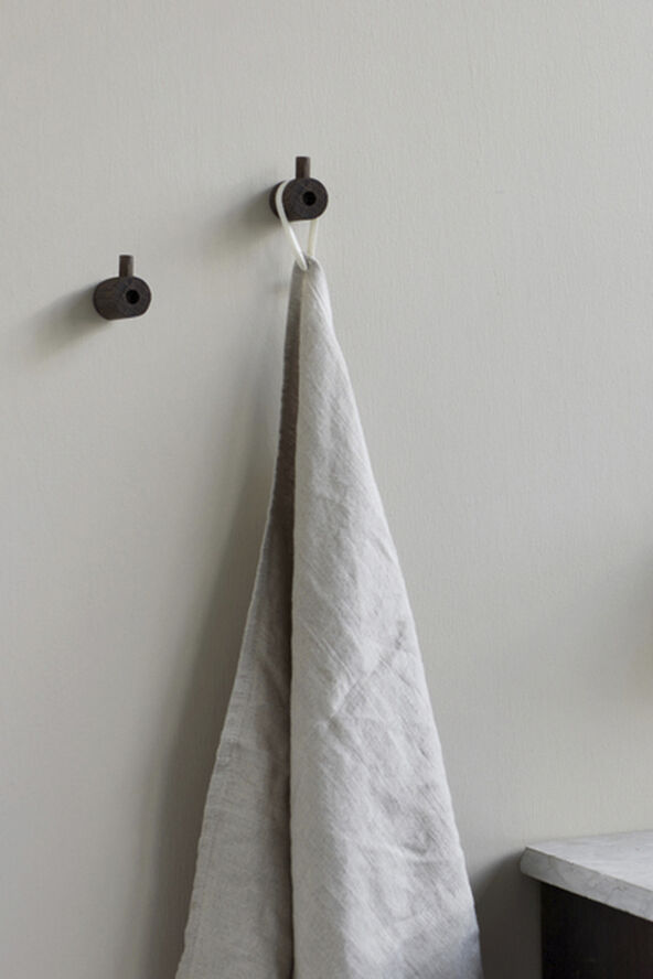Moebe Wooden Wall Hook, Smoked Oak Oak